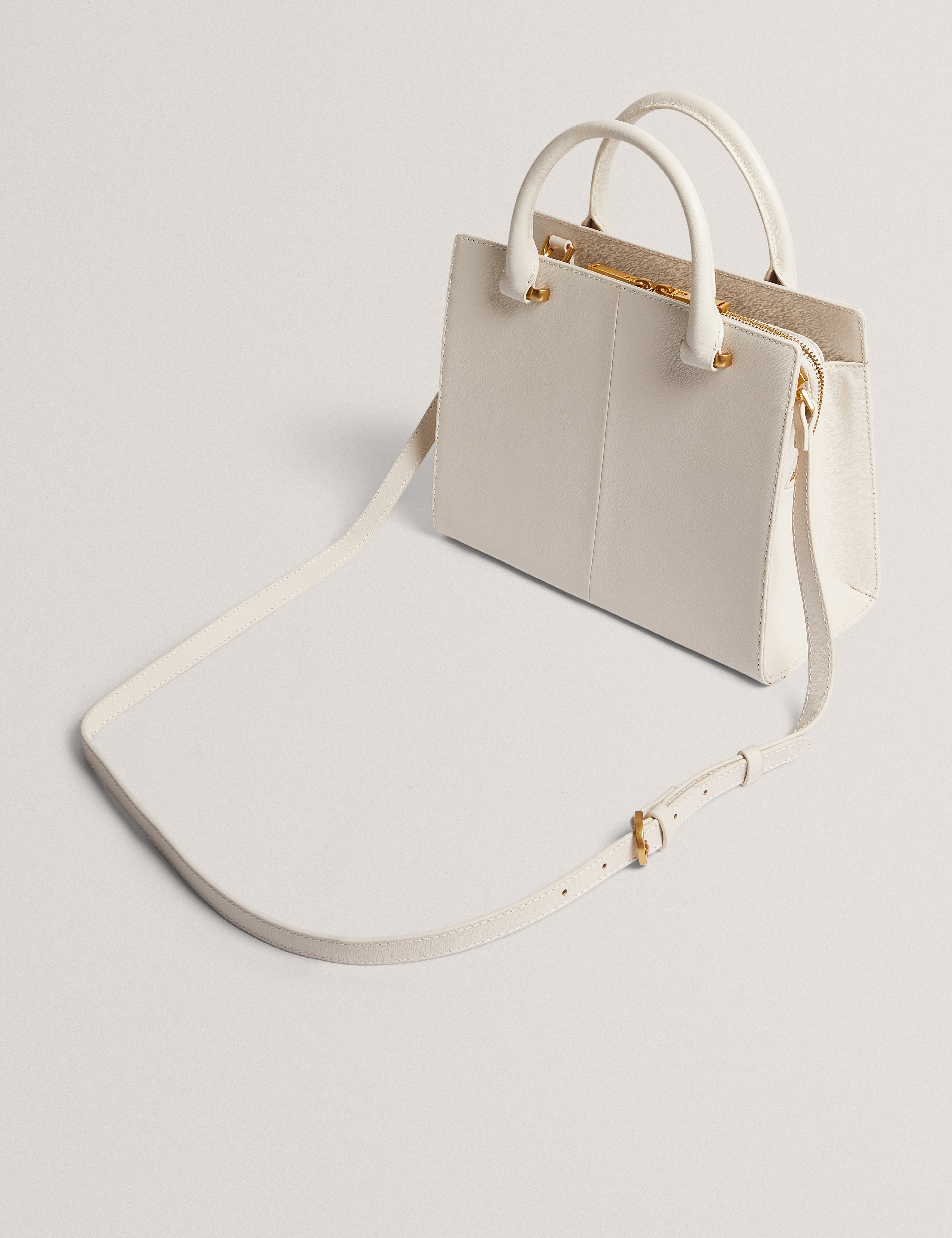 Anelle Tb تفاصيل حقيبة جلدية كبيرة Ecru