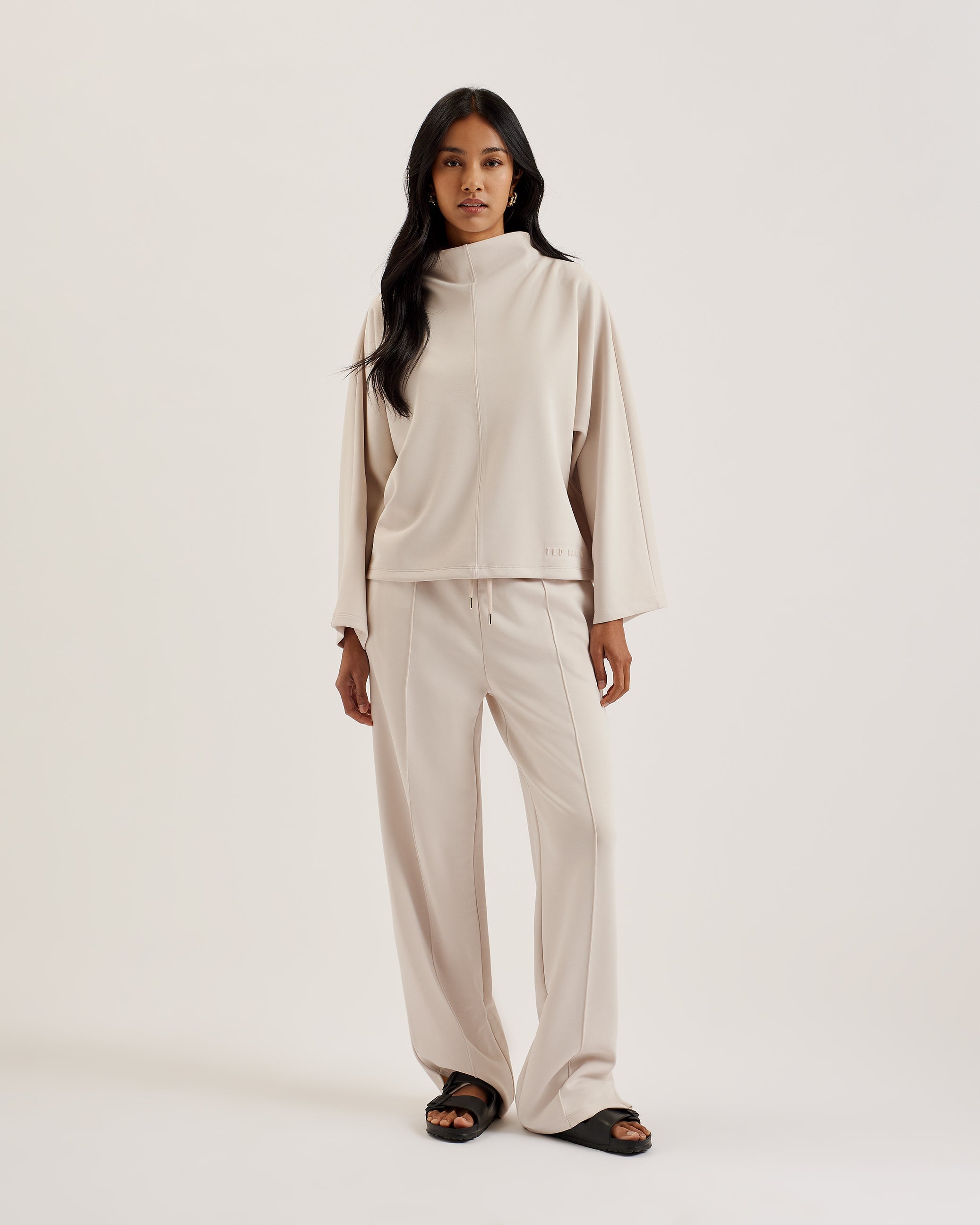Kenseyy Funnel Neck Wide Sleeve Sweatshirt Ivory