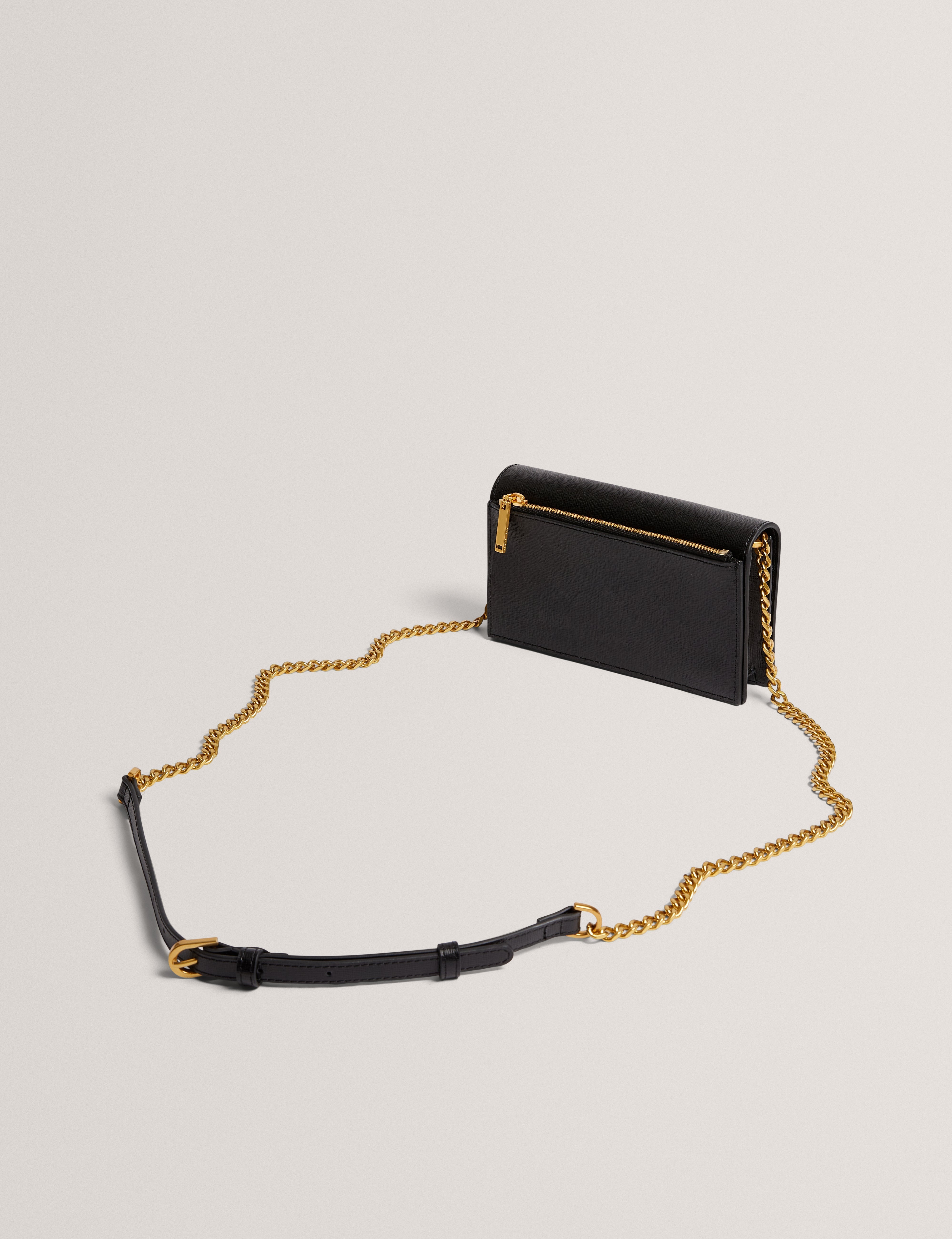Tabina Travel Novelty Purse On Chain Black