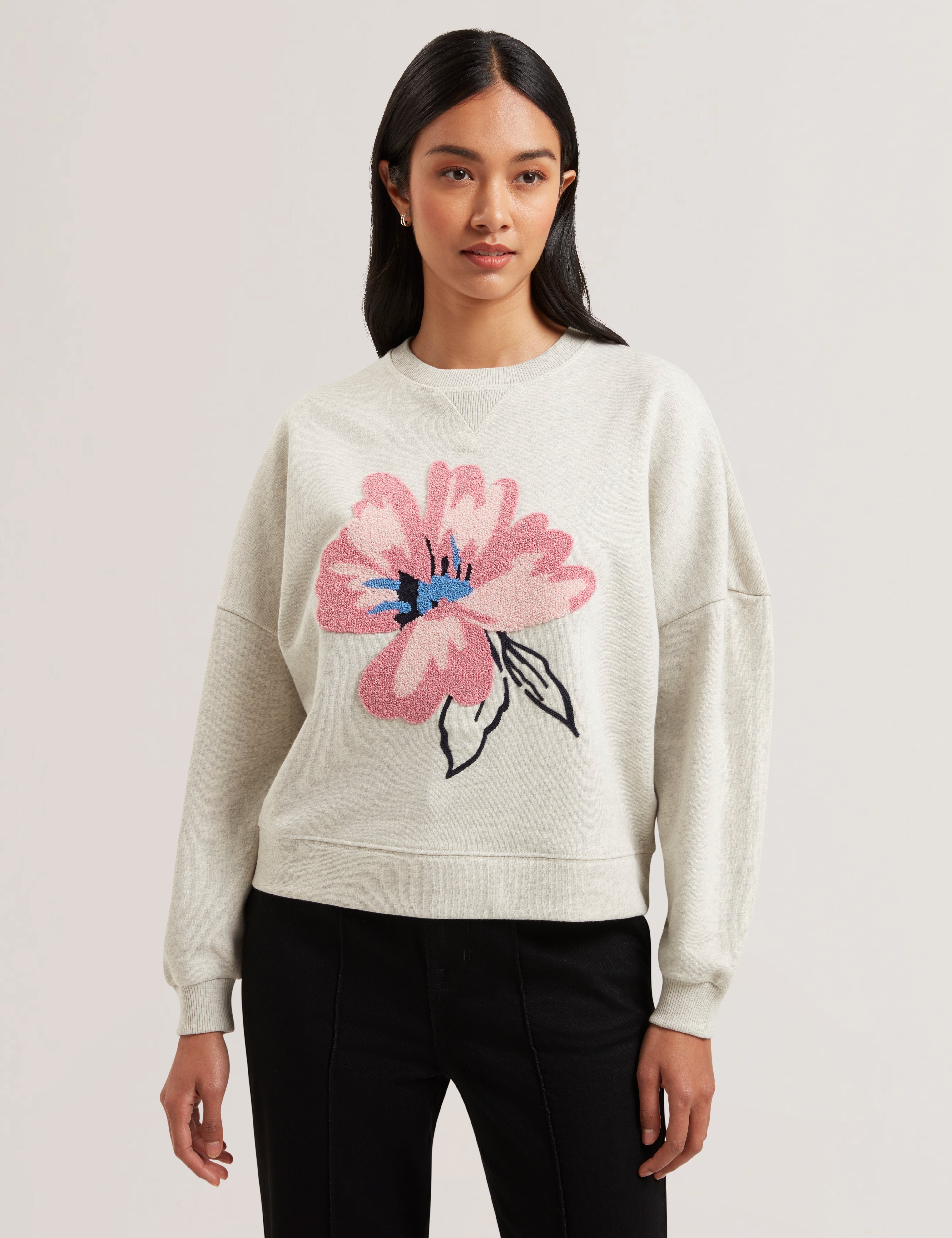 Vienaa Floral Sweatshirt Grey