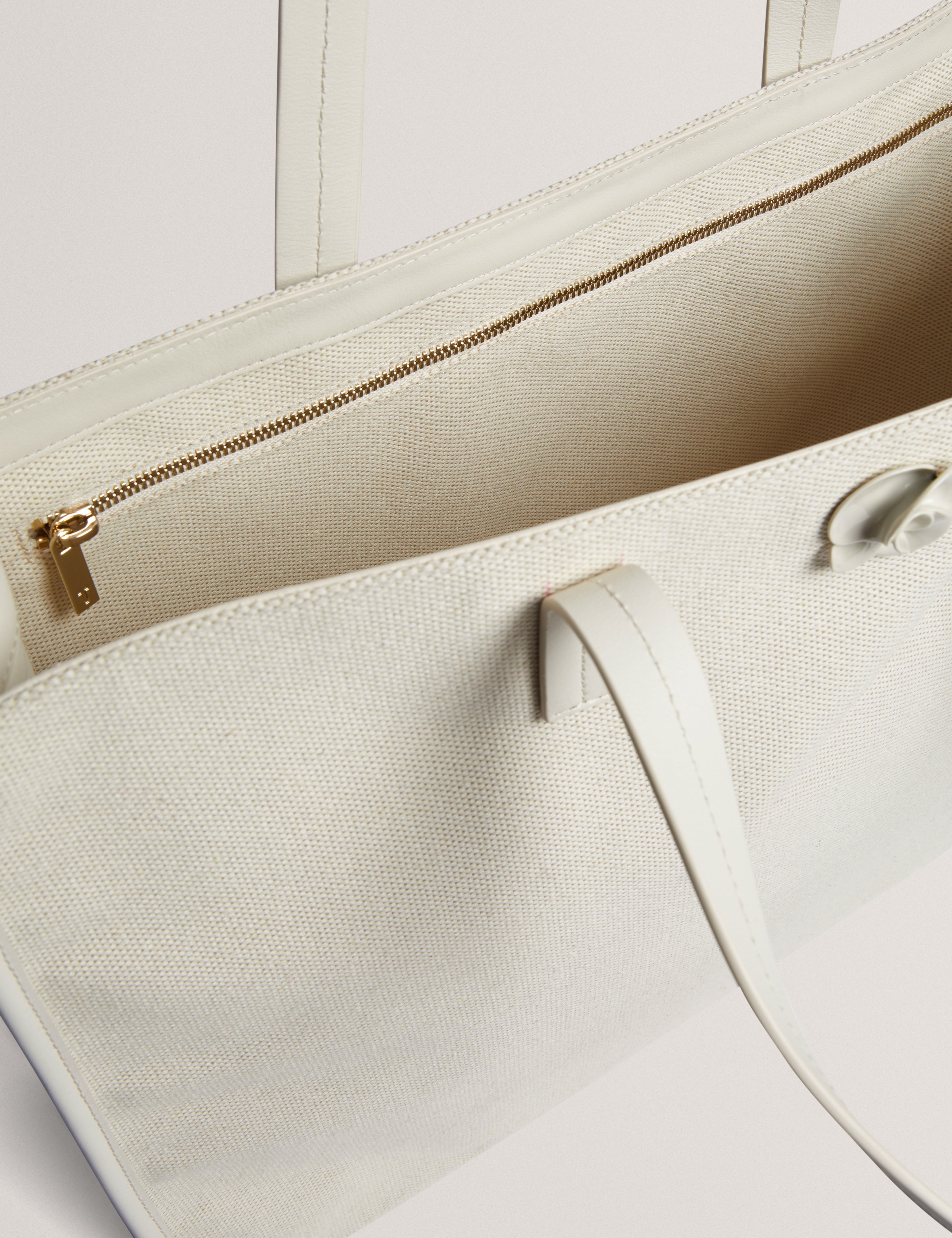 Audos Canvas Rose Hardware Tote Bag Ecru