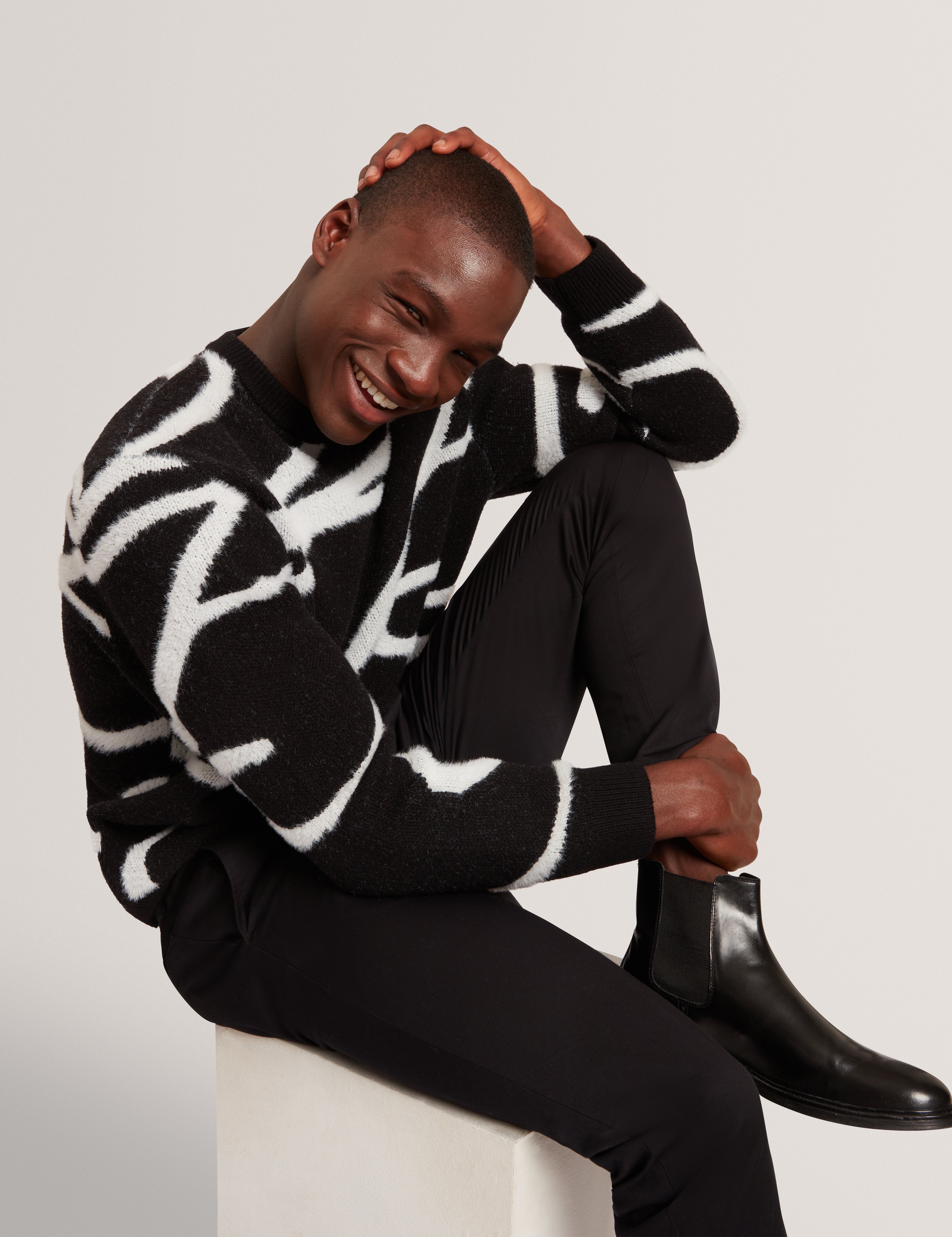 Oldrich Tb Script Graphic Jumper Black