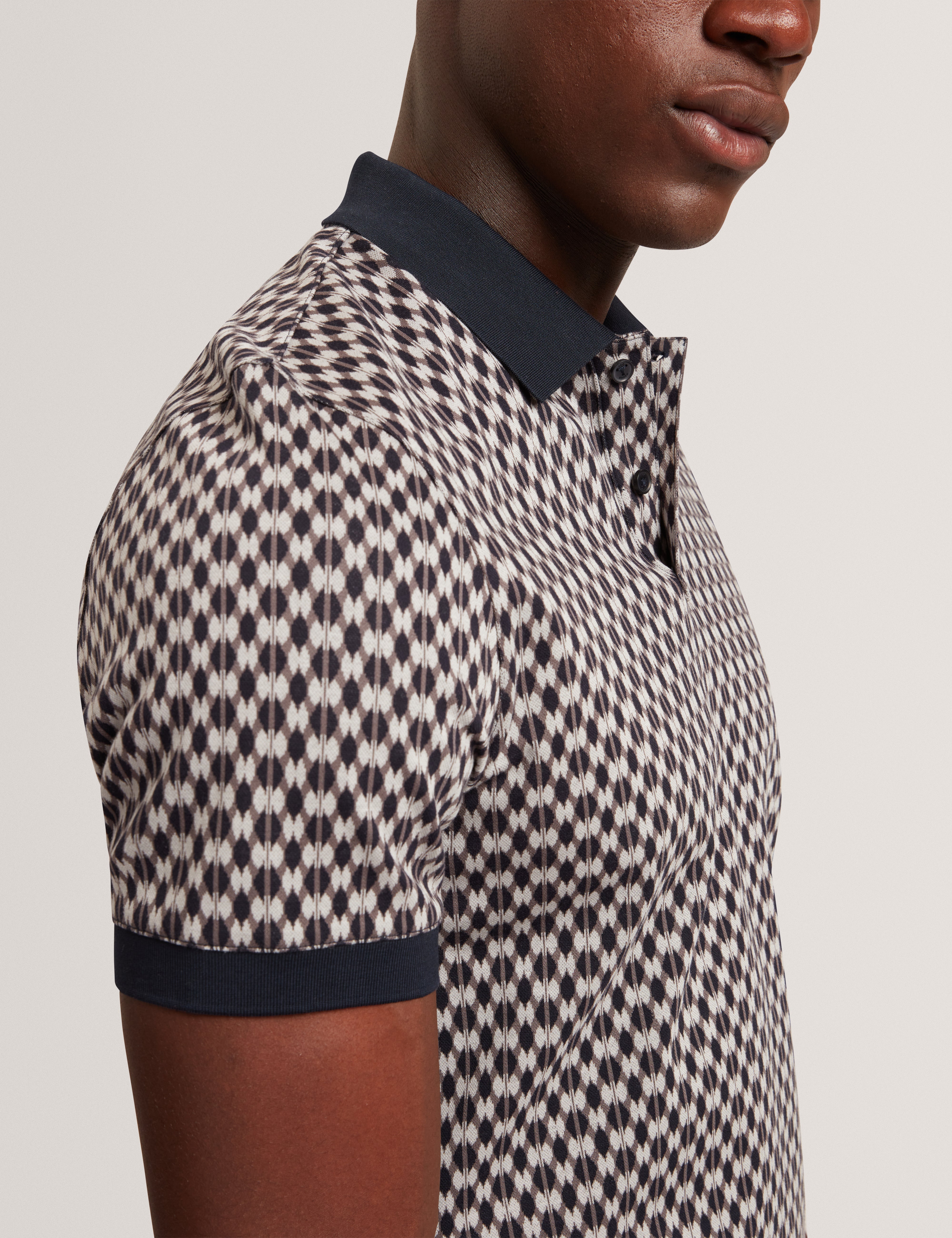 قميص بولو جاكار جيو إس إس من إرنيست باللون الأزرق البحري