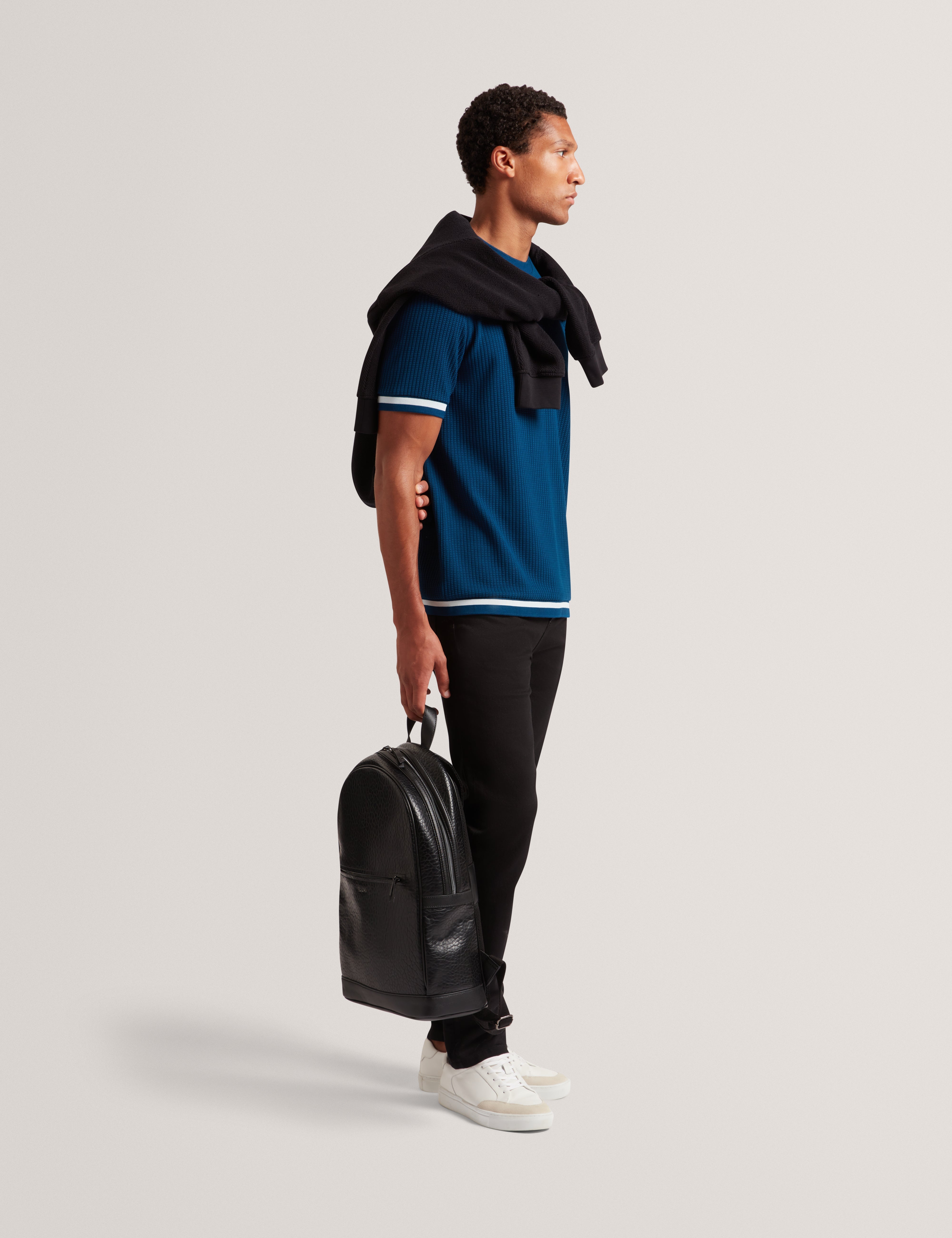 حقيبة ظهر بيرين بيبلد بولي يوريثان سوداء