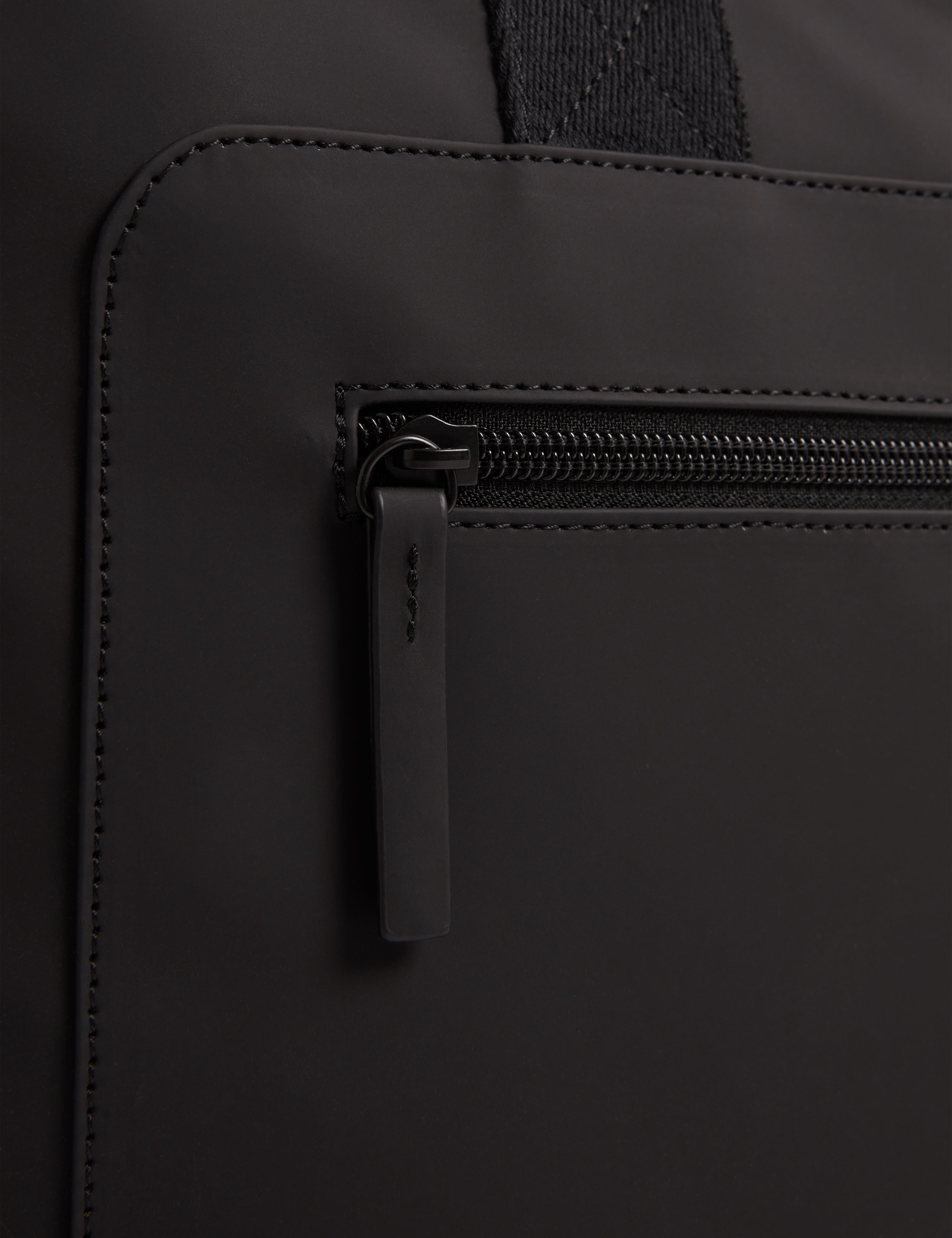 ريليز حقيبة مستندات باللون الأسود