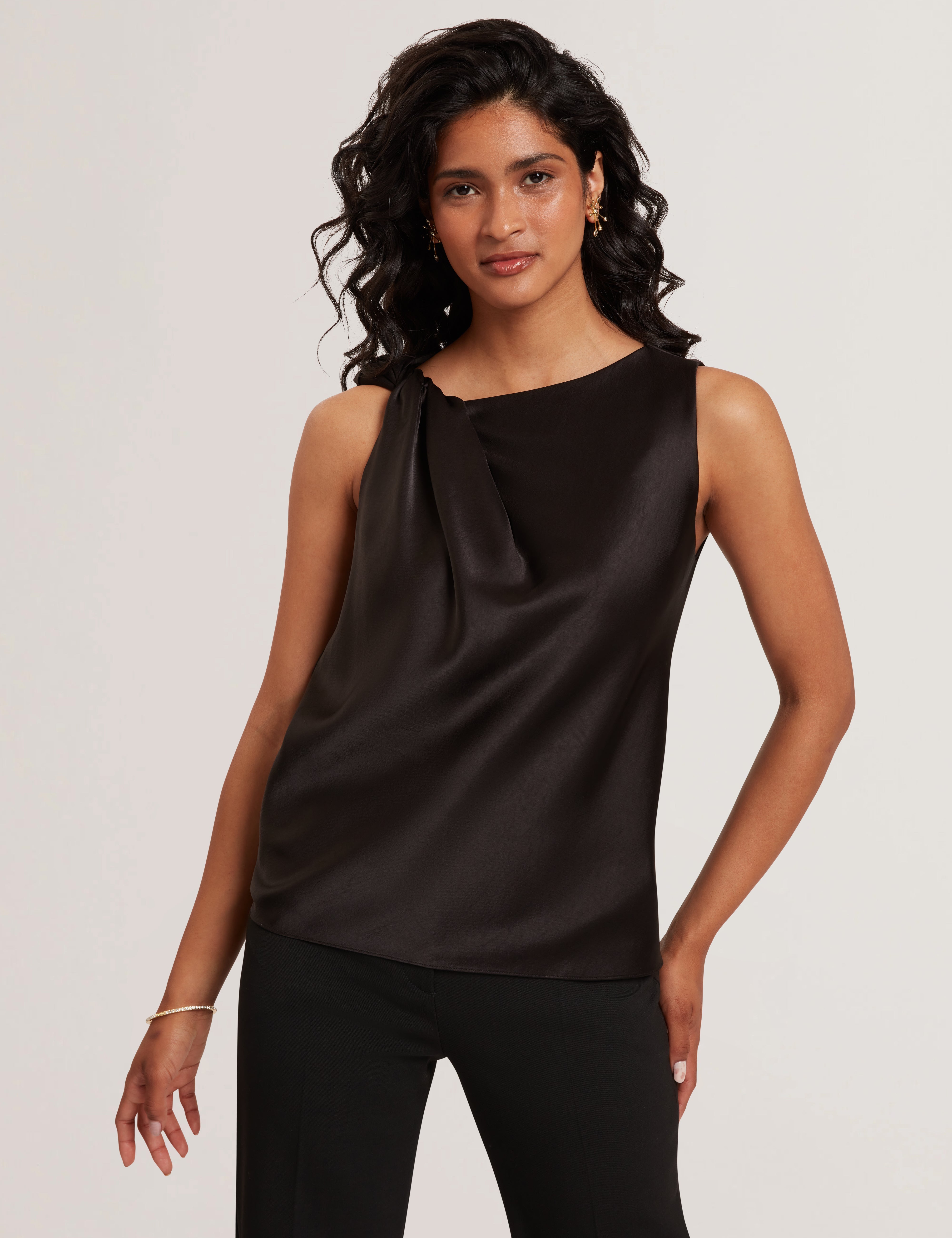 Miona Sleveless Twist Detail Top Black