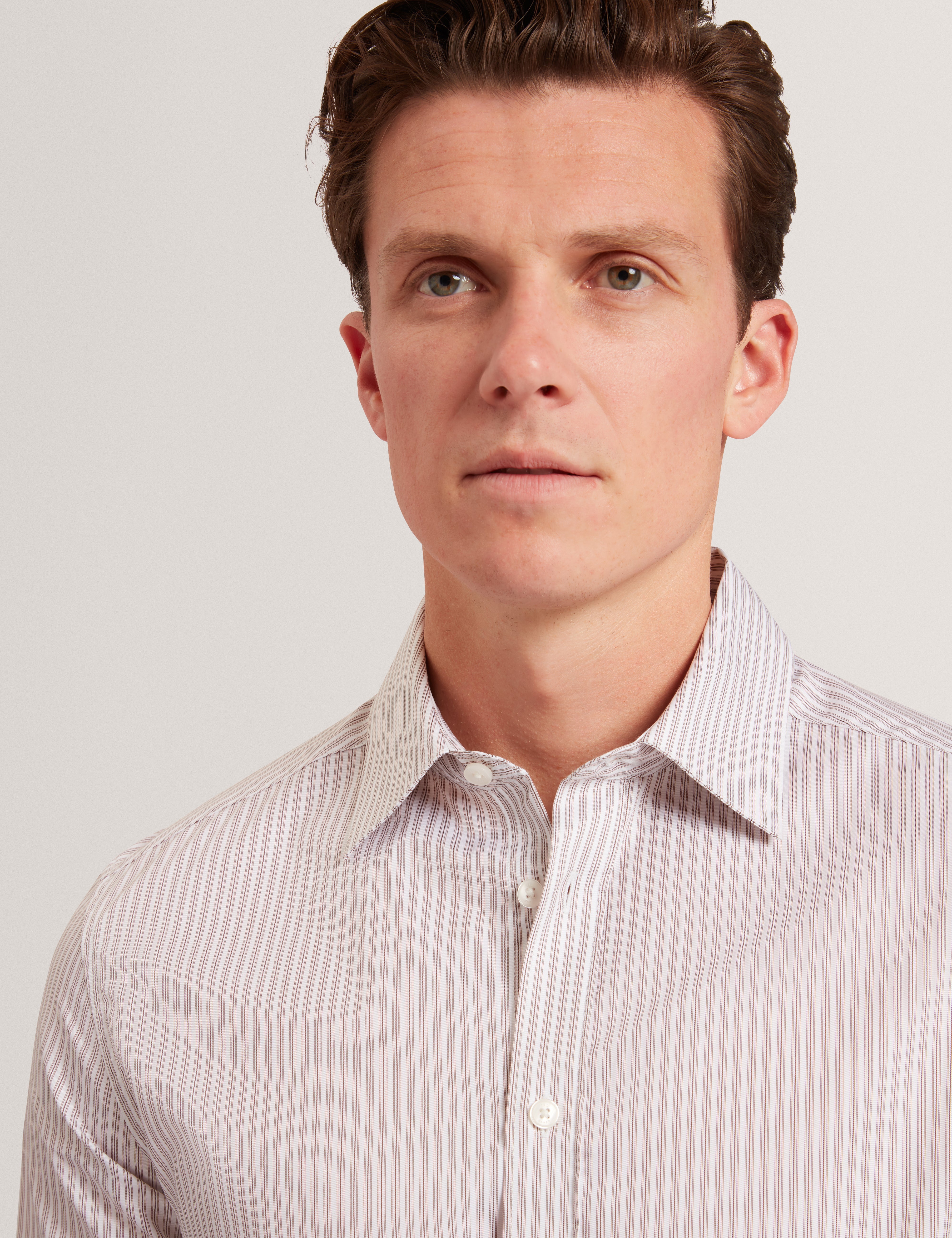 سوهو قميص مخطط بأكمام طويلة