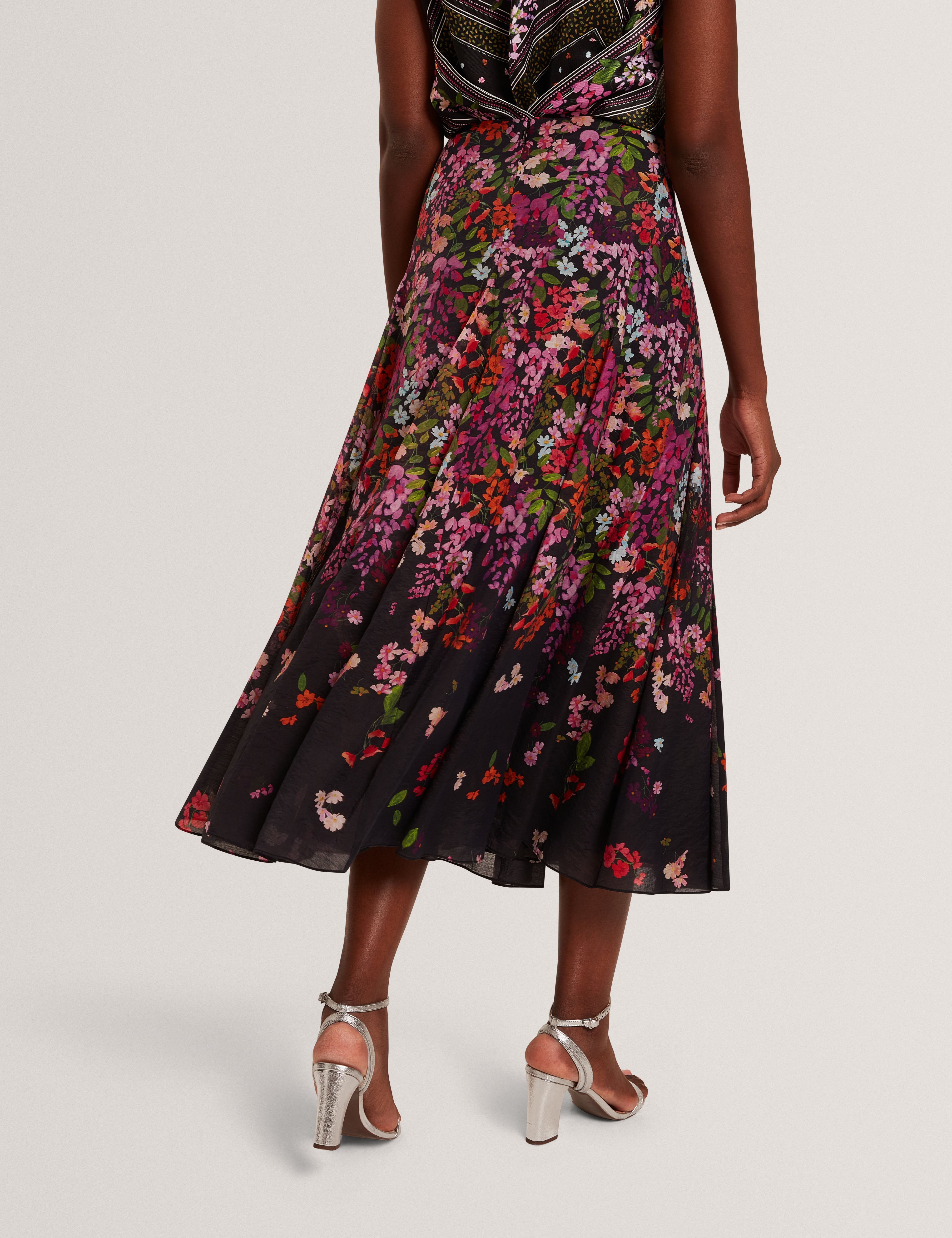 Azha Printed Midi Skirt Black