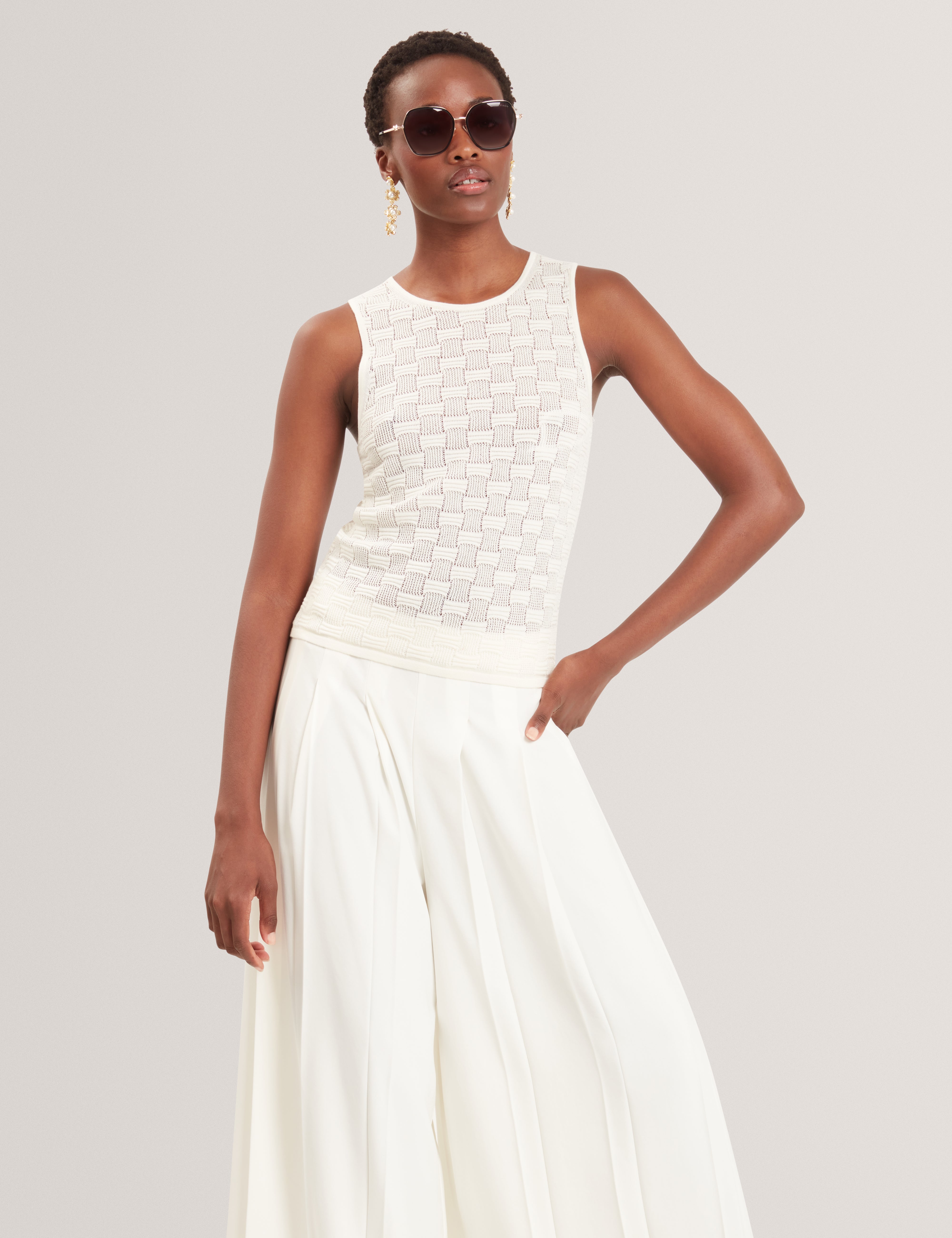 Yuna Touch Of Silk Knitted Sleeveless Top White