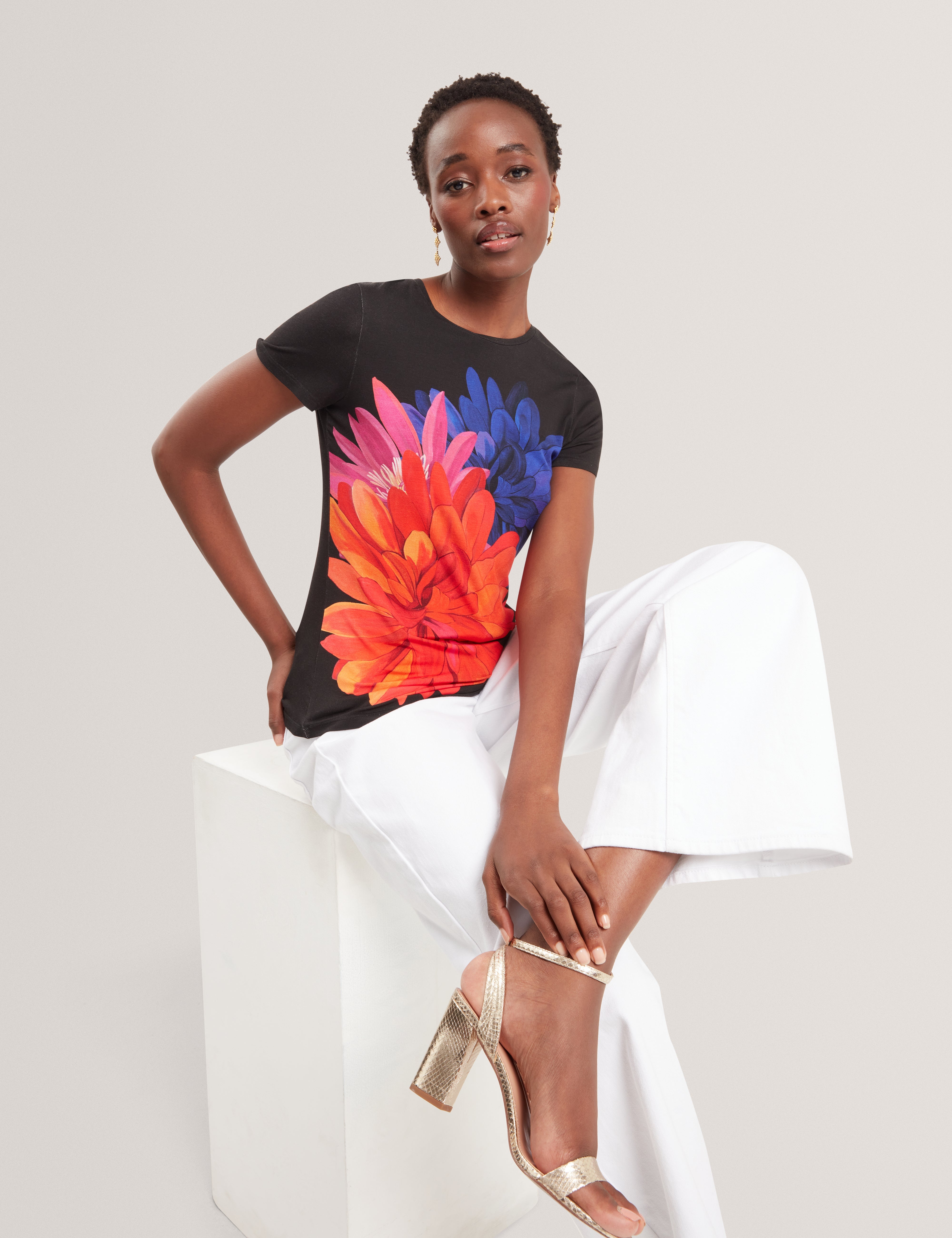 Riccia Printed Fitted Tee Black