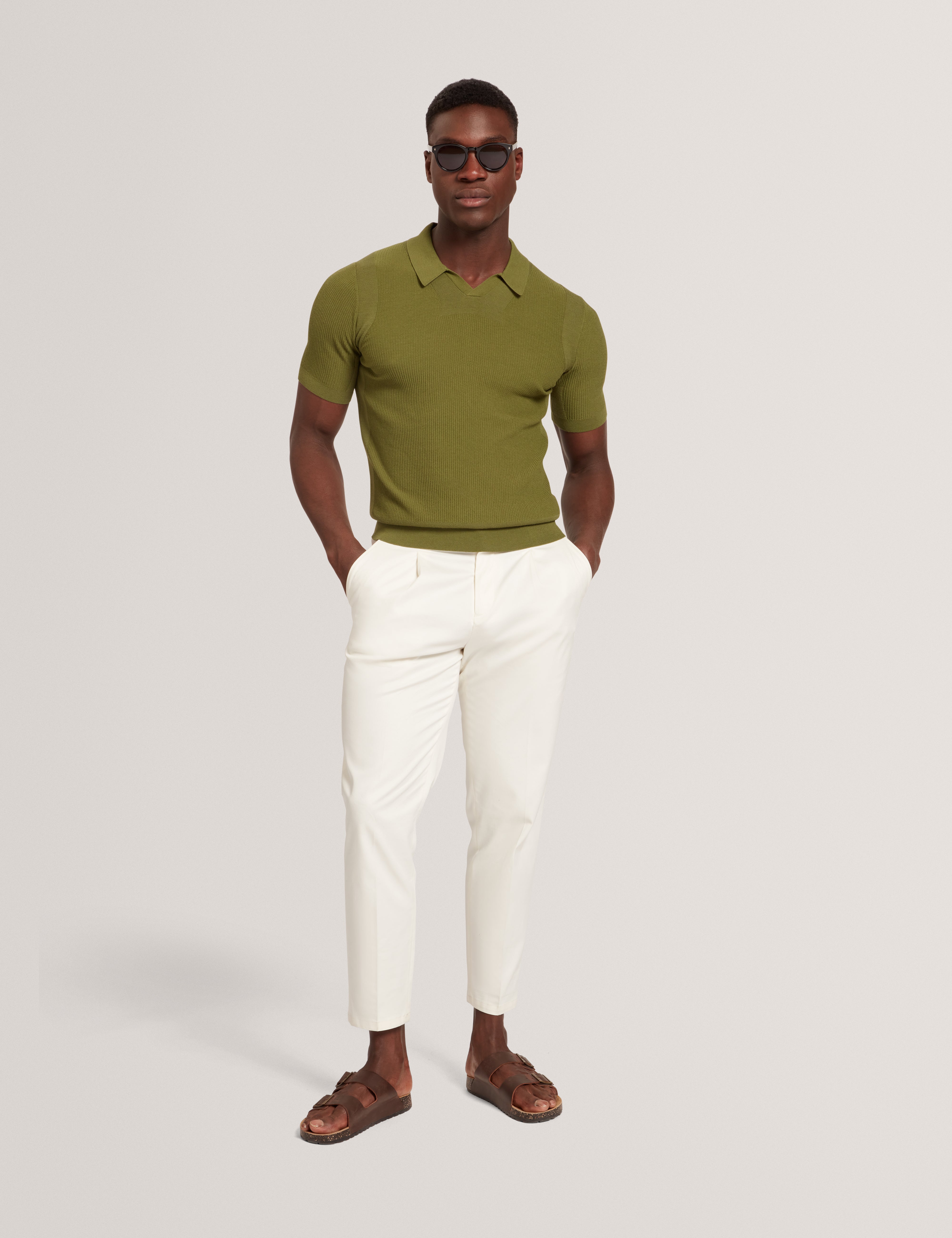 Aindrea Short Sleeve Stitch Detail Open Neck Polo Green