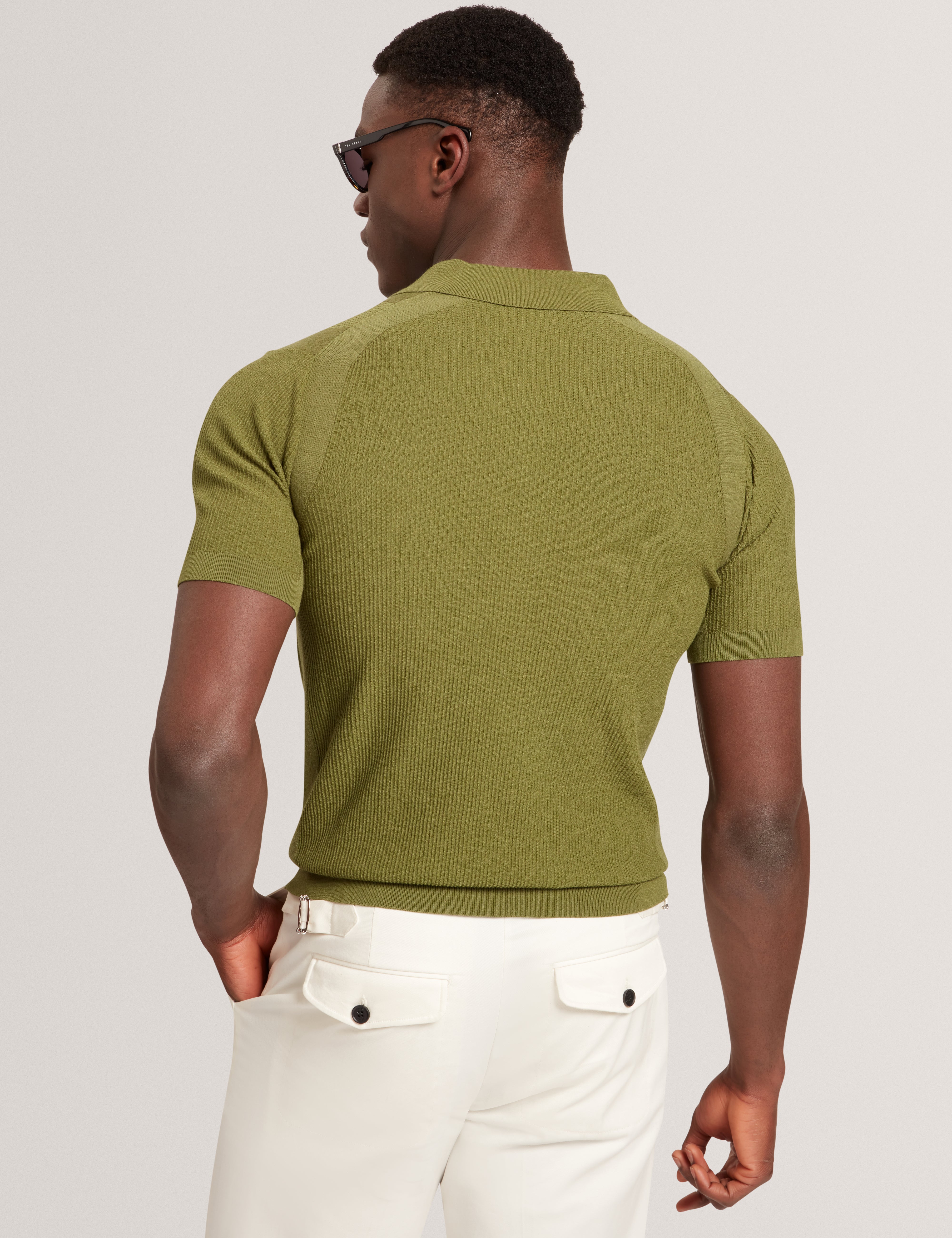 Aindrea Short Sleeve Stitch Detail Open Neck Polo Green