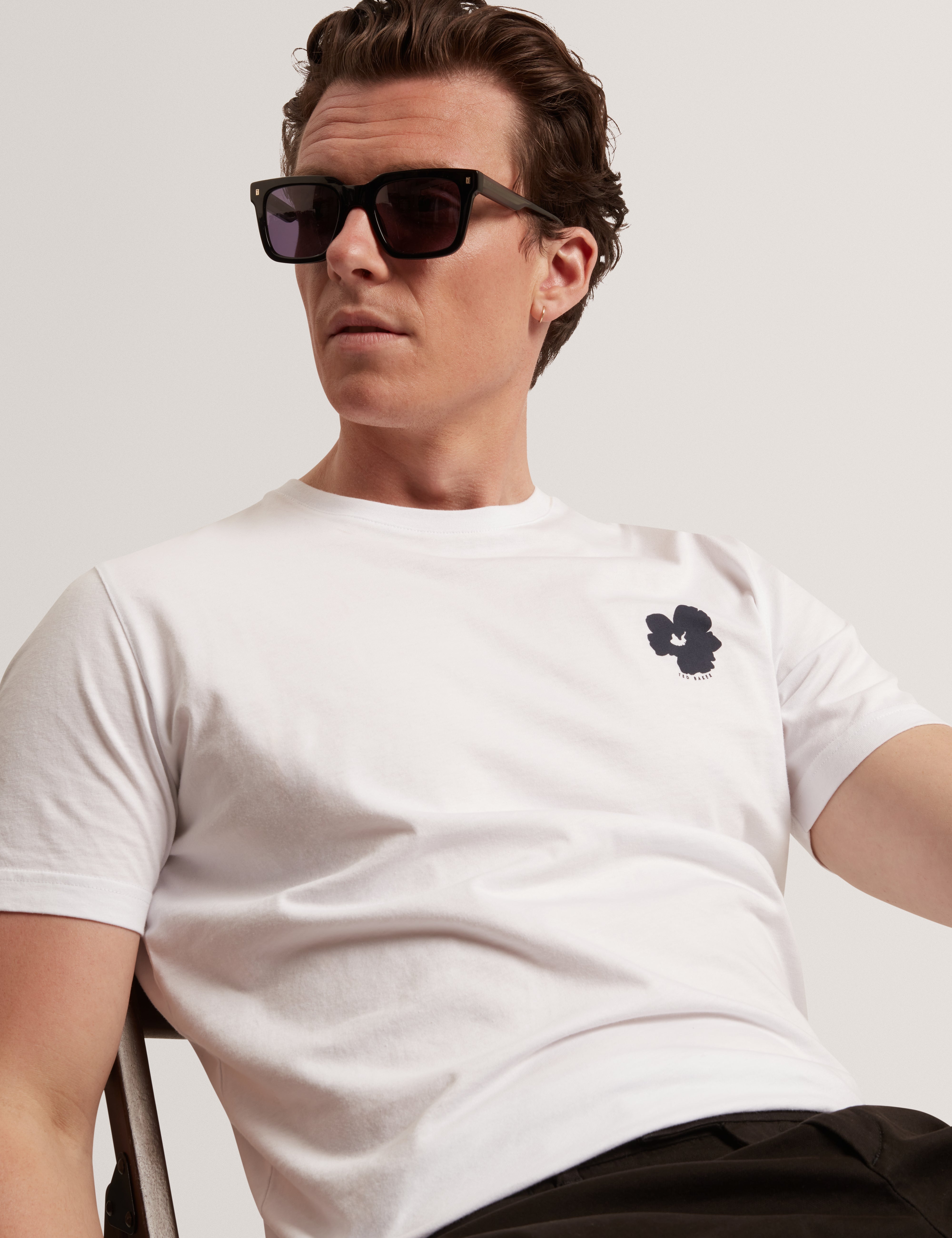 Manric Short Sleeve Floral Placement T-Shirt White