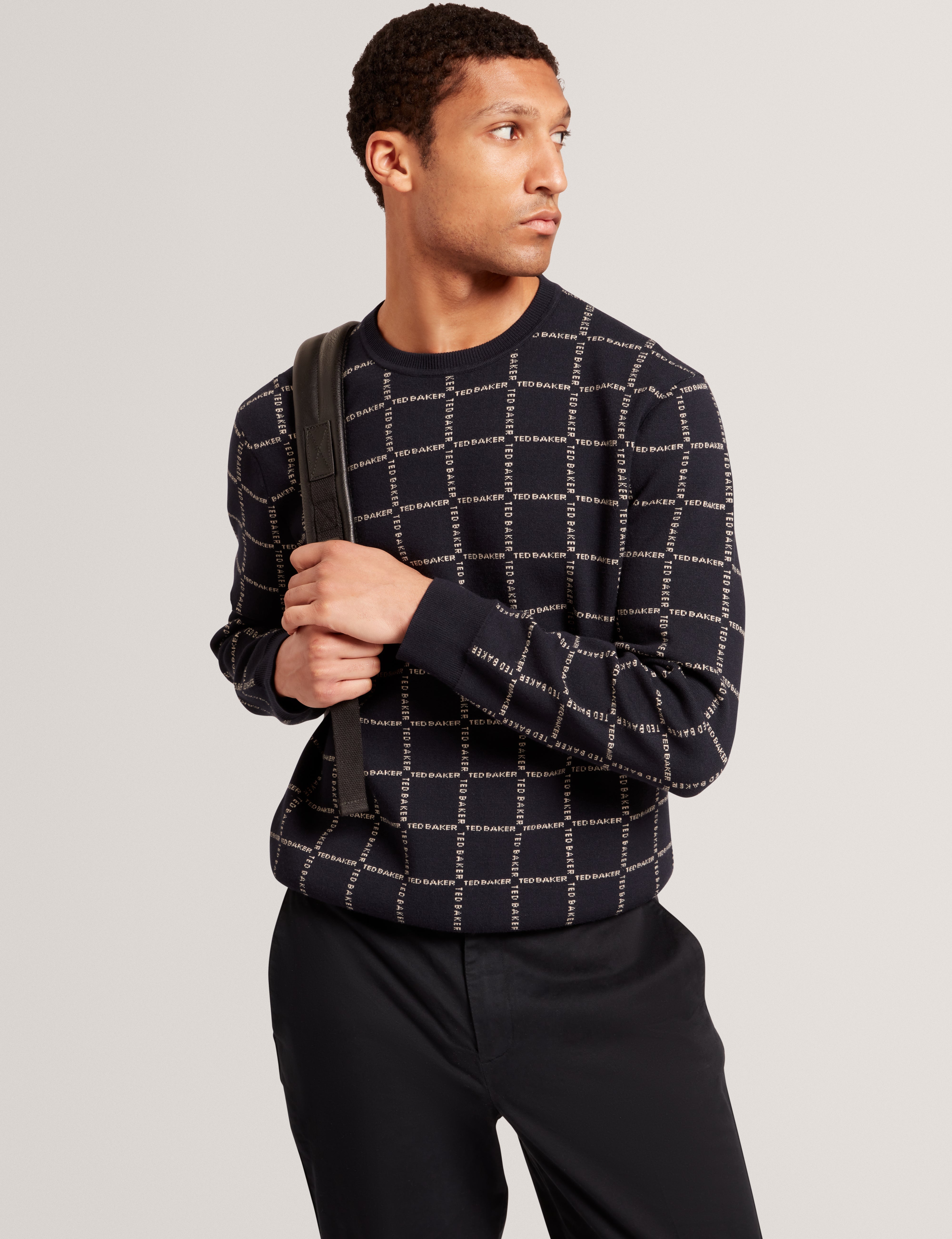 Hysand Short Sleeve Branded Check Crew Neck Navy