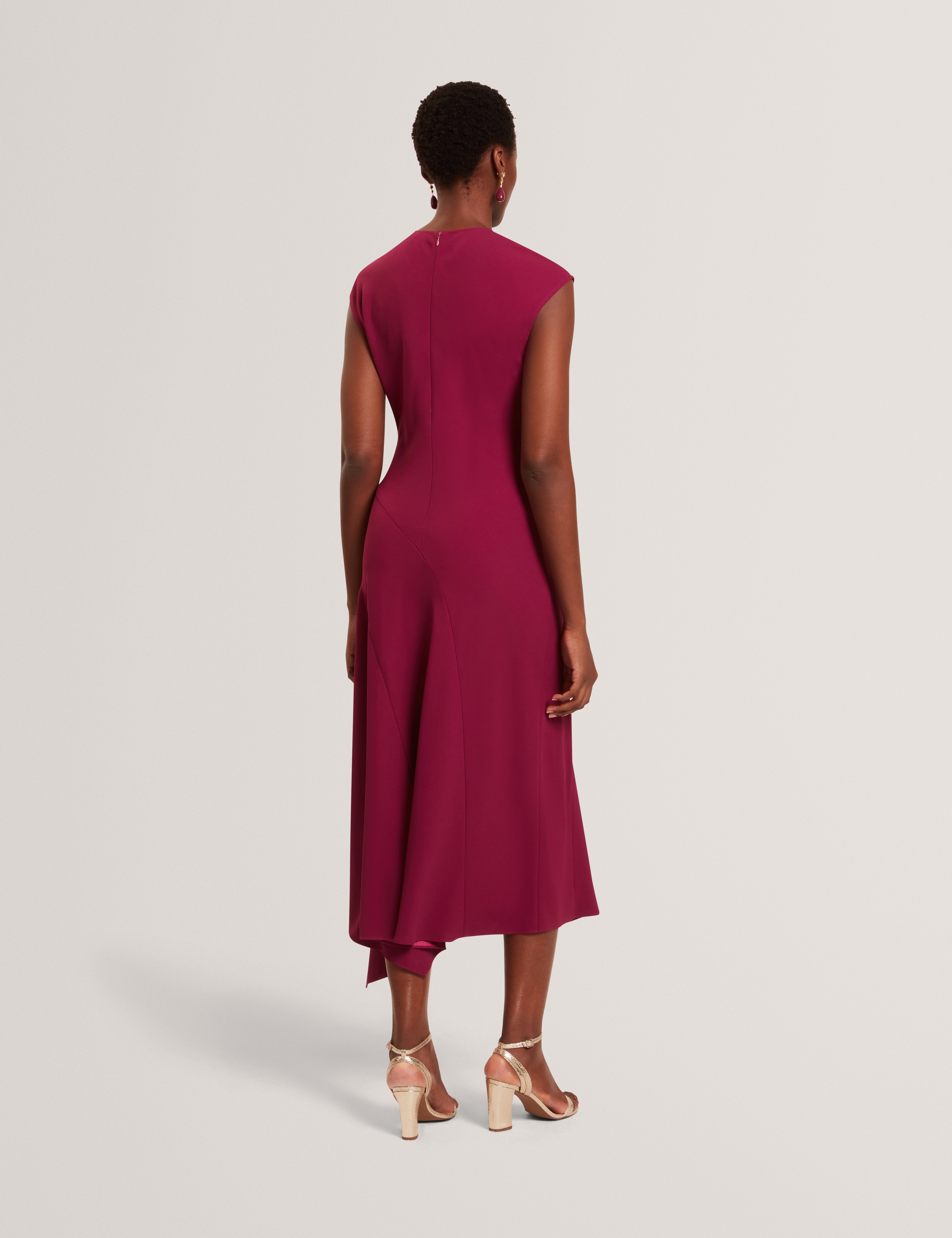 فستان إسبارتا ميدي غير متماثل بدون أكمام - أرجواني