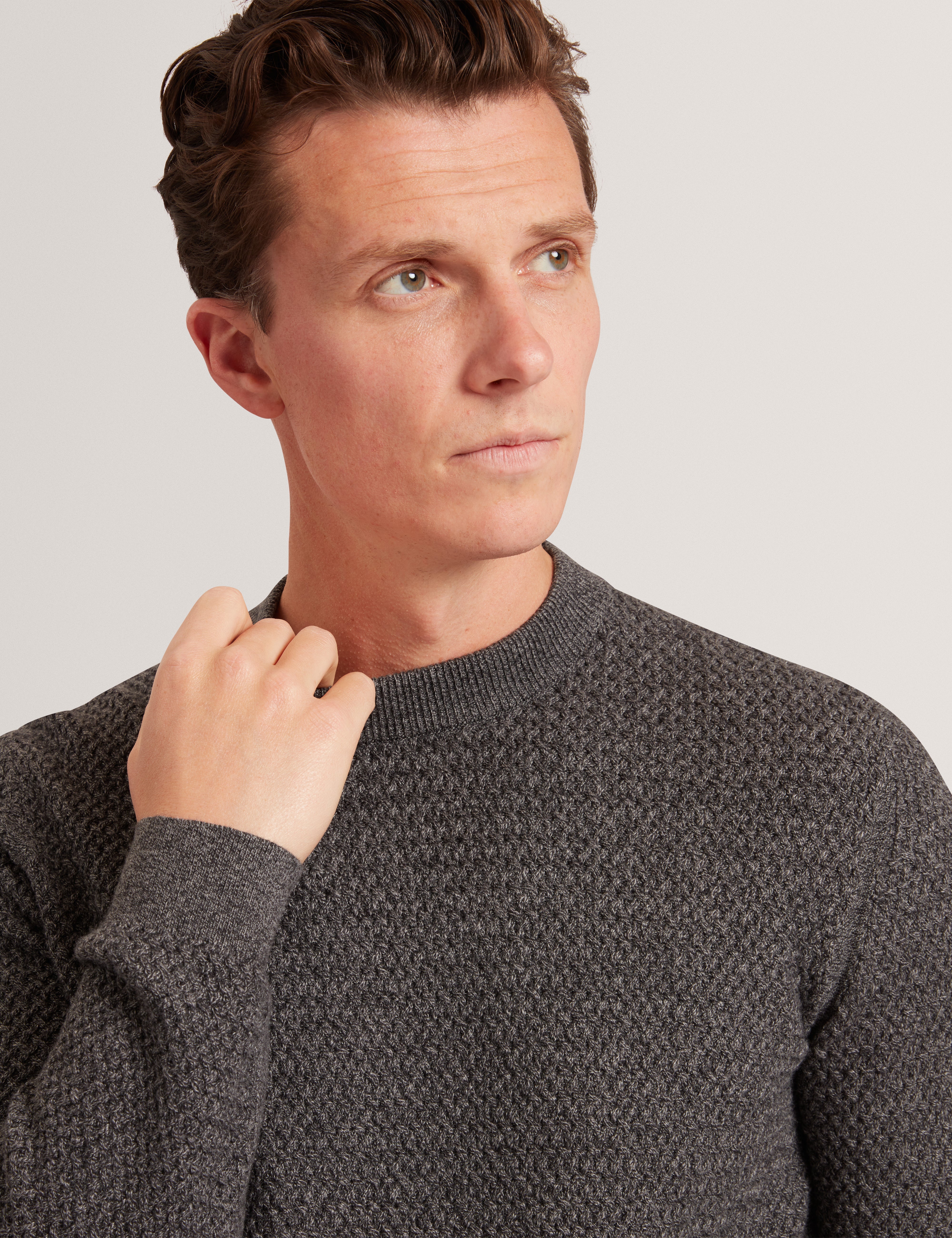 Monya Ls Textured Knit Crew Neck Mid-Grey