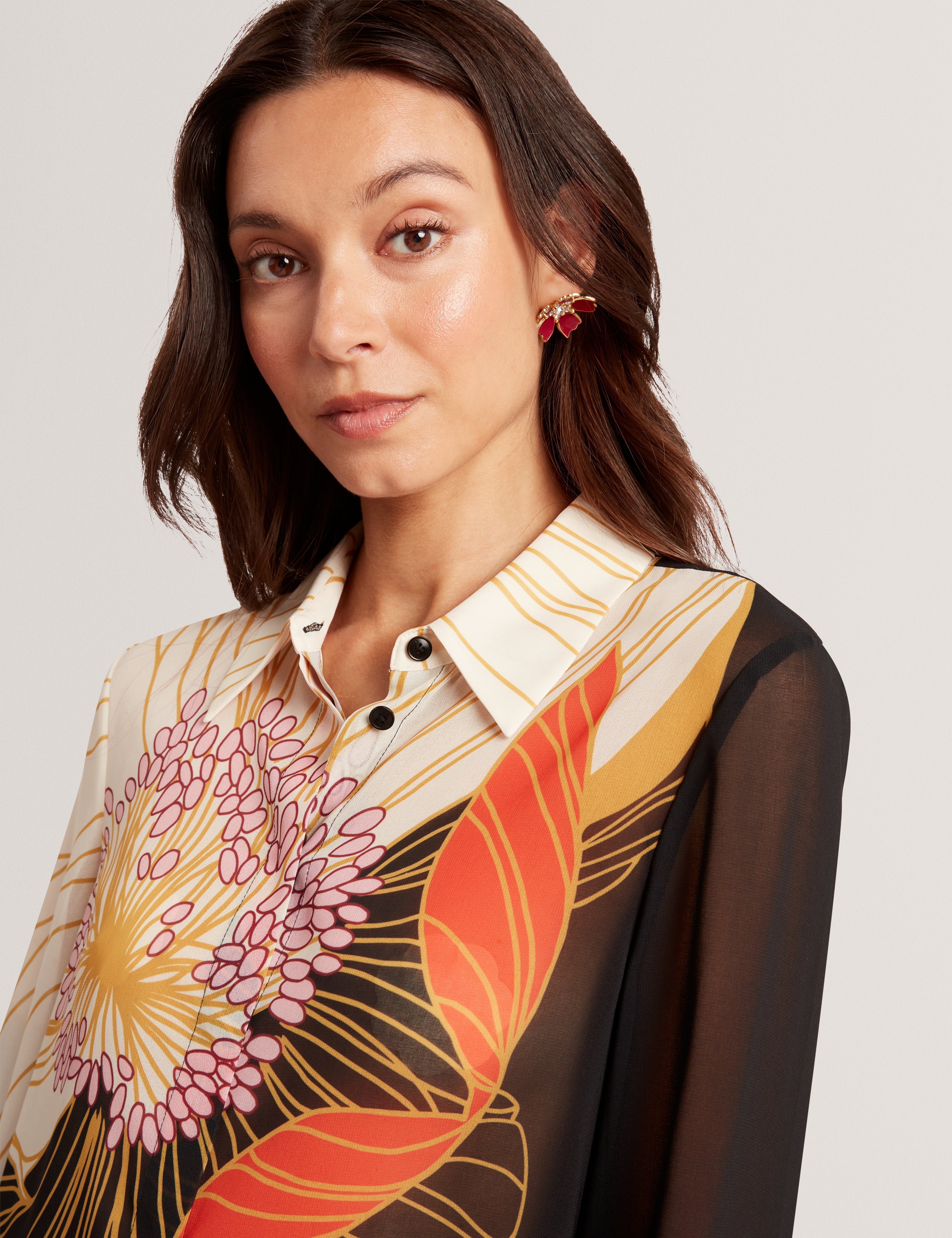 Nekeata Printed Long Line Shirt Black