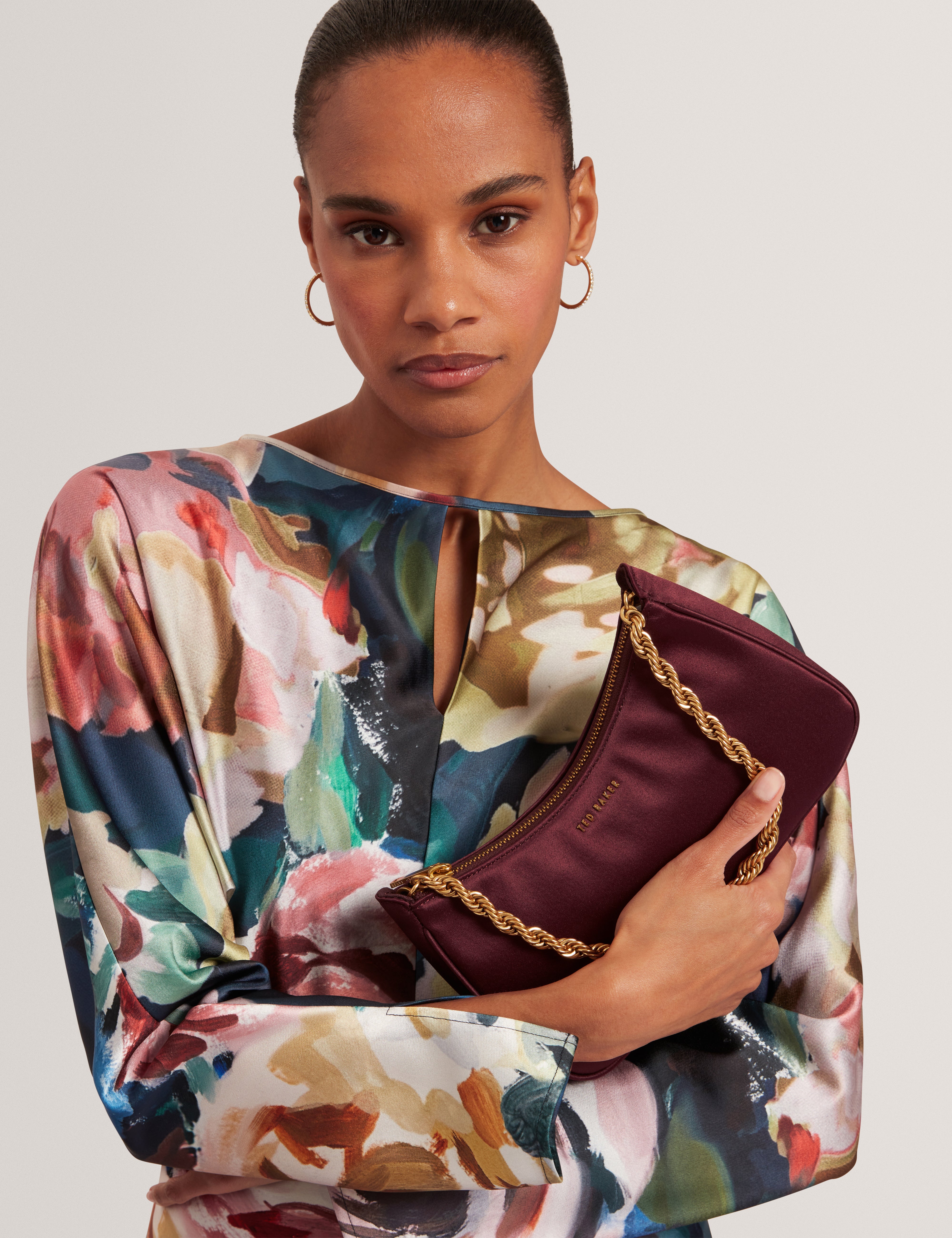 Agnise Chain Detail Satin Shoulder Bag Wine