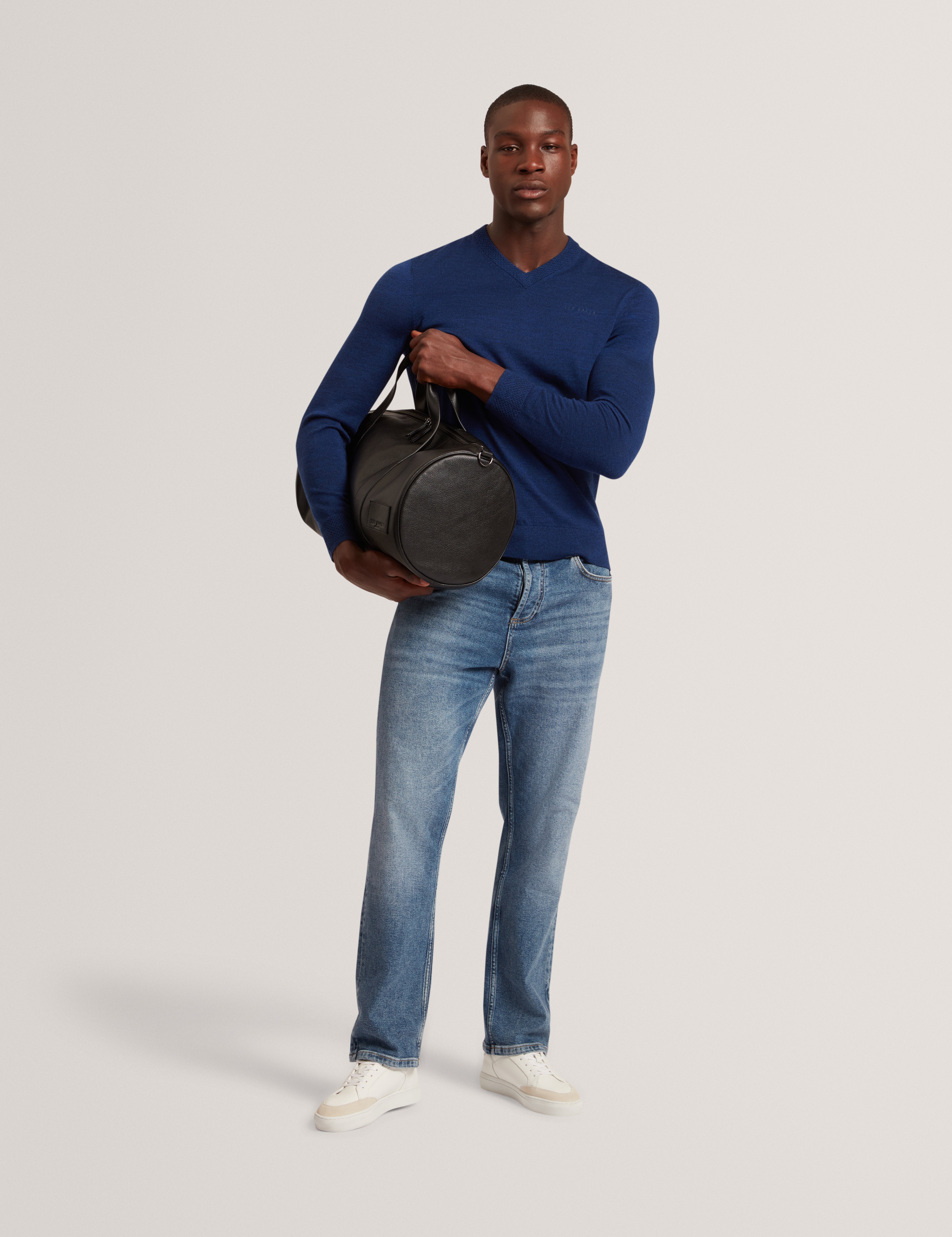 Resye Branded Merino V-Neck Jumper Navy