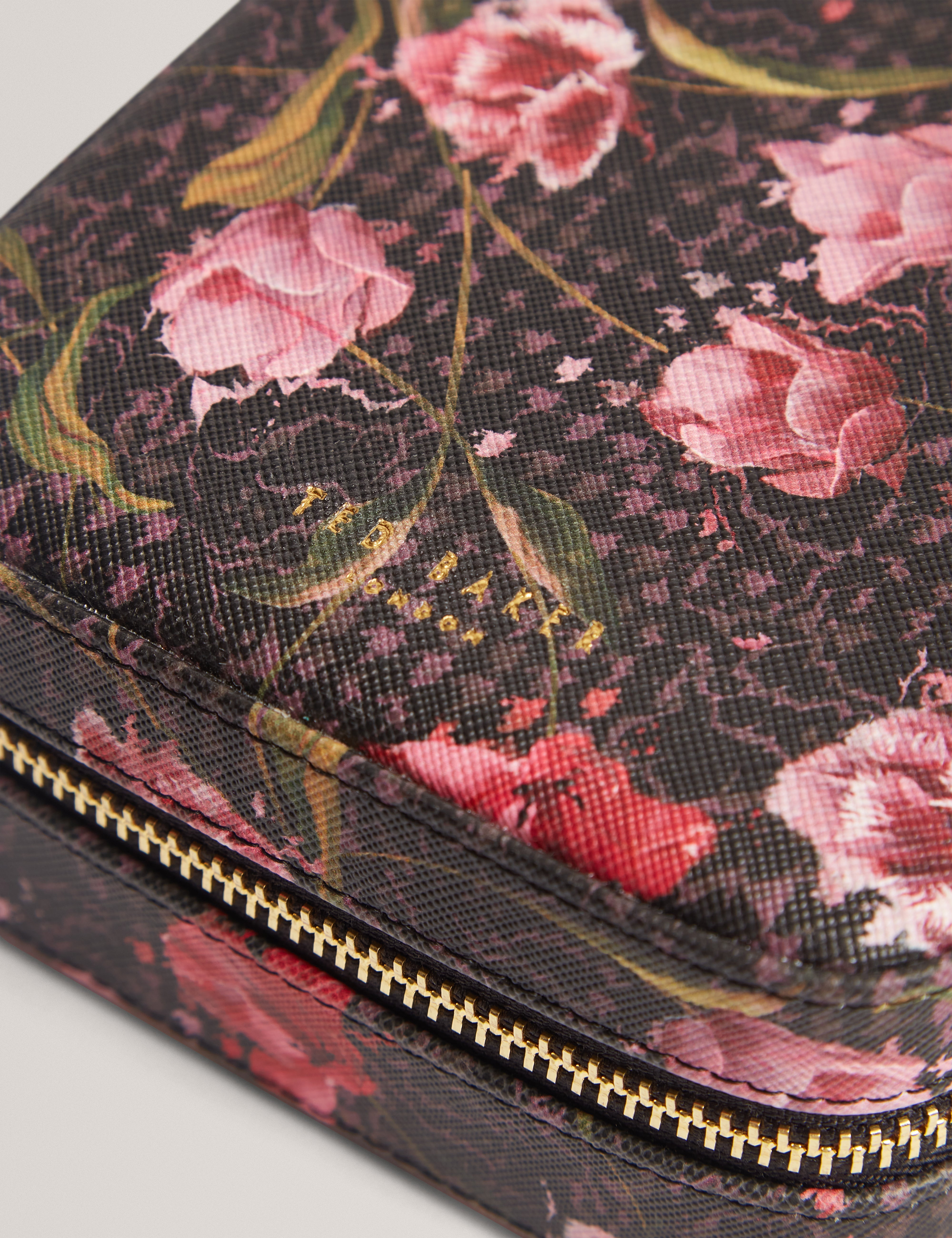 حقيبة مجوهرات تولسا مطبوعة متوسطة الحجم باللون الأسود