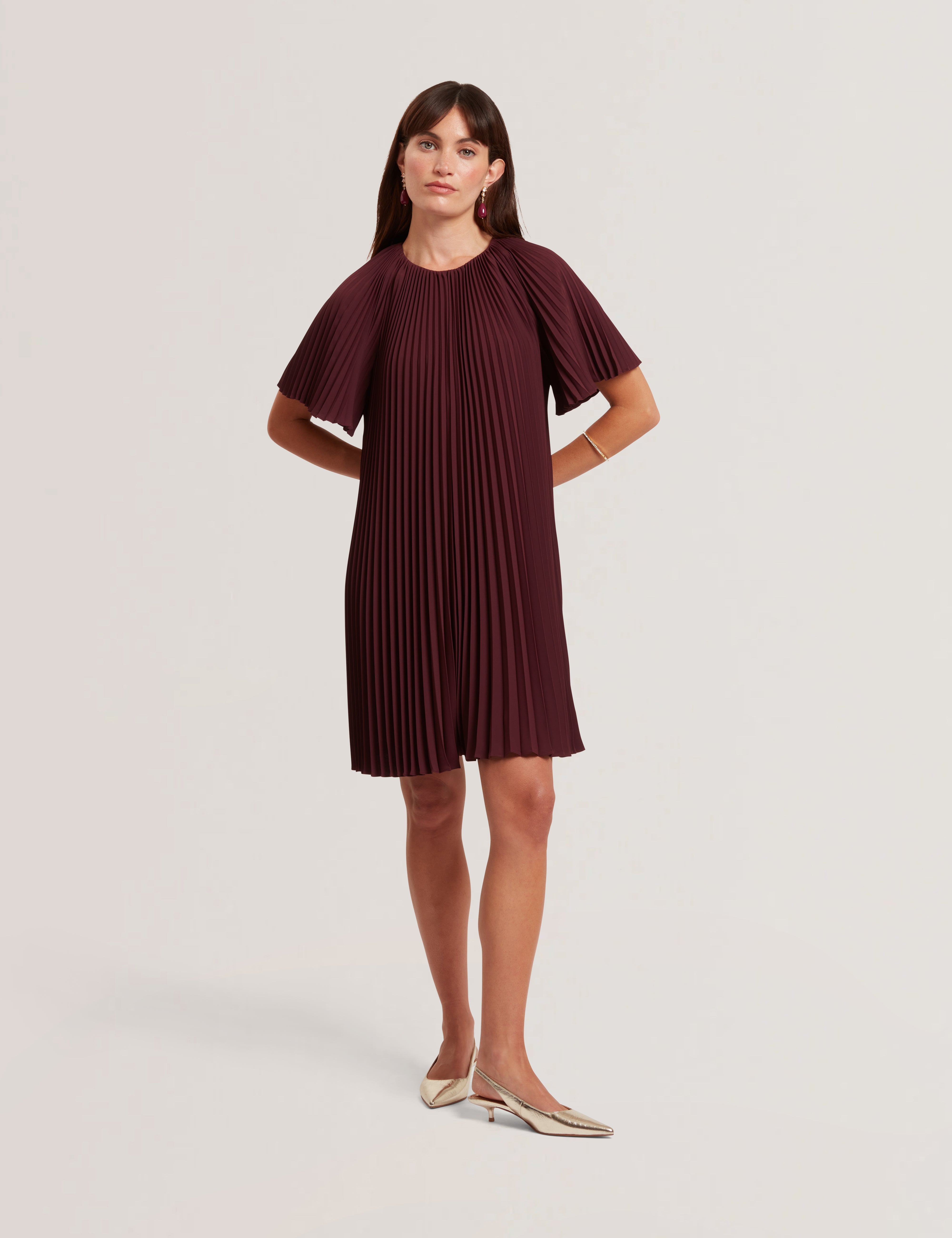Convala Short Sleeve Pleated Mini Dress Oxblood