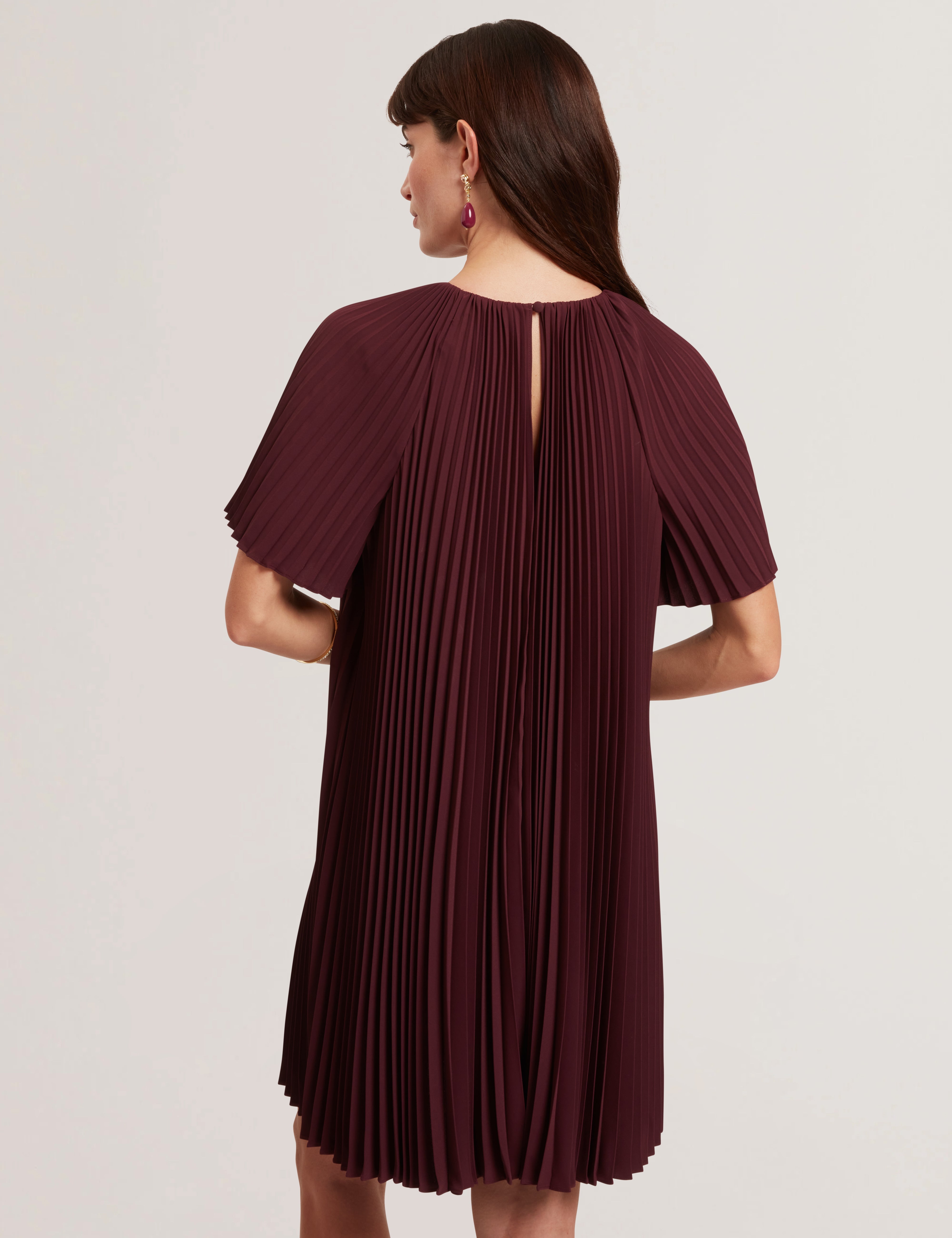 Convala Short Sleeve Pleated Mini Dress Oxblood