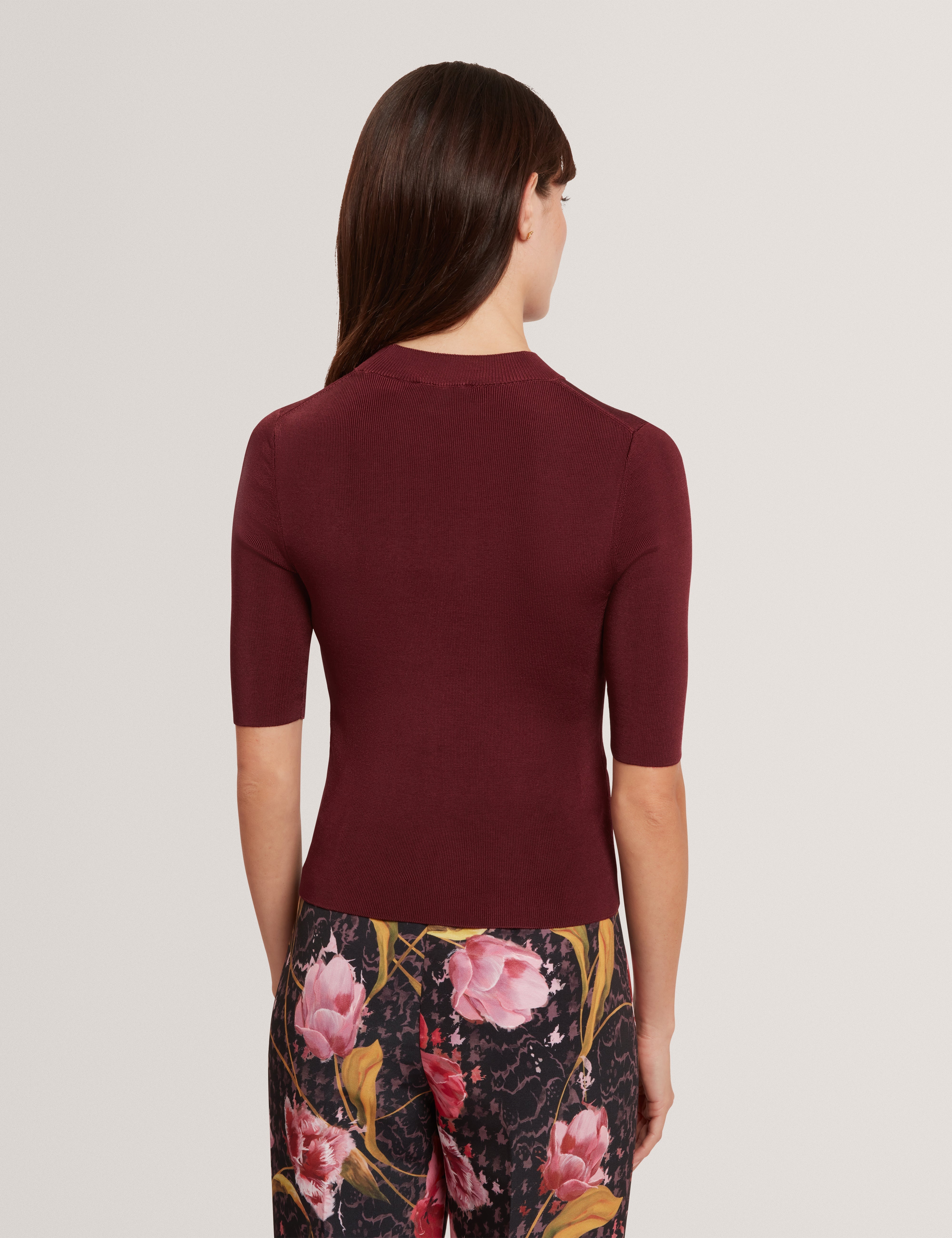 تيشيرت فيليكسيا محبوك بأكمام نصفية، لون بورغندي