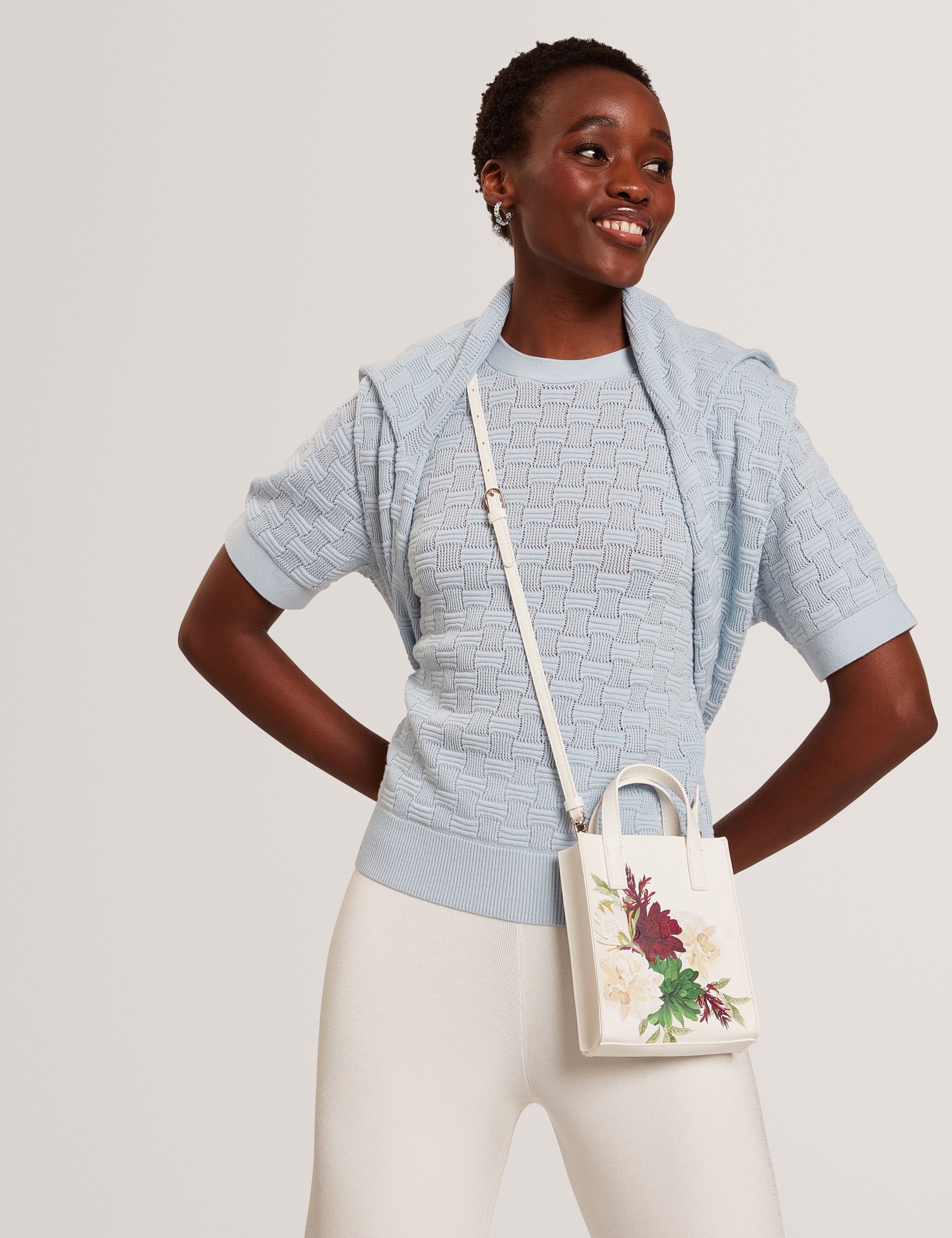 كريم بوقيسي ميني فلورال أيكون