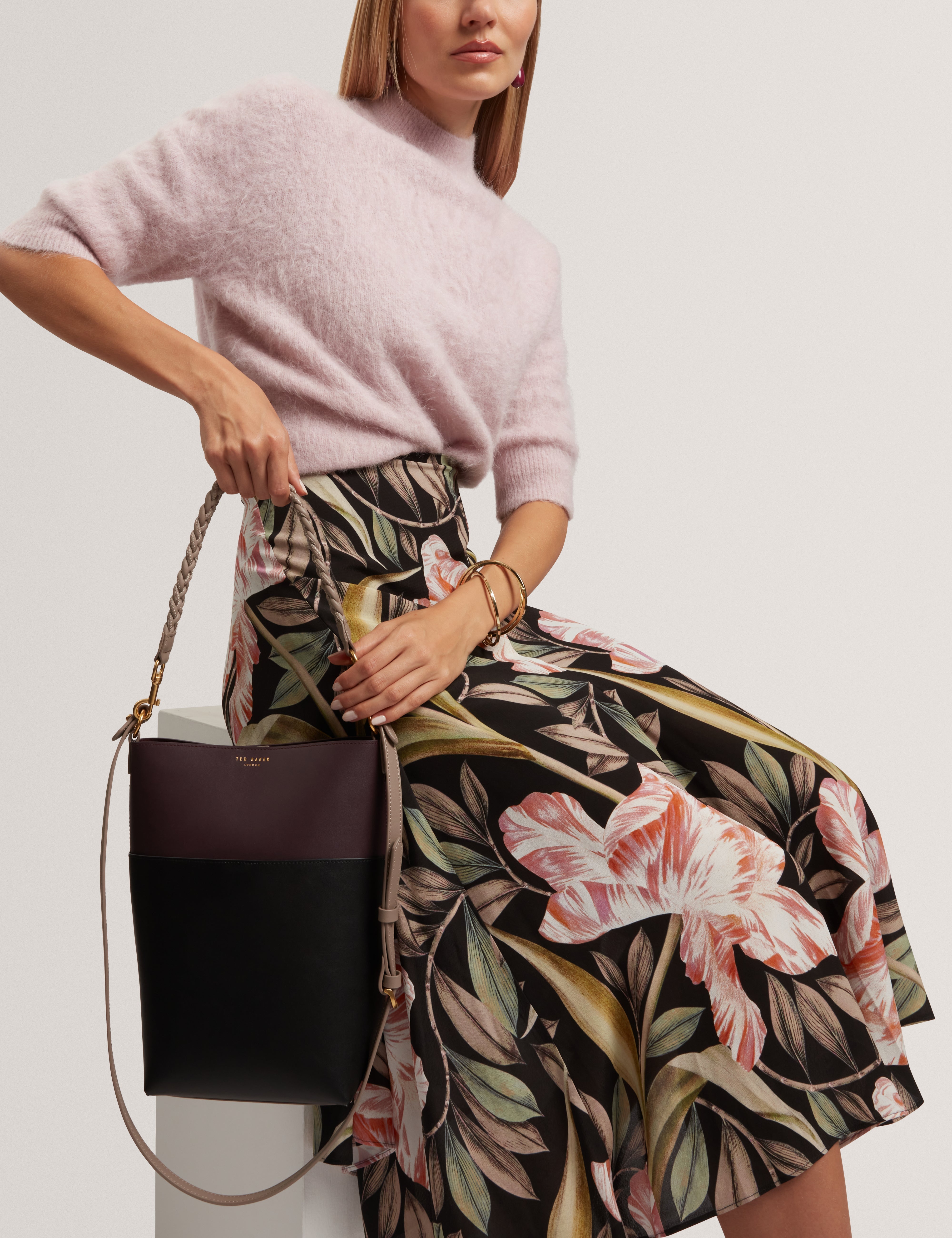 Wilna Woven Handle Colourblock Medium Bag Wine