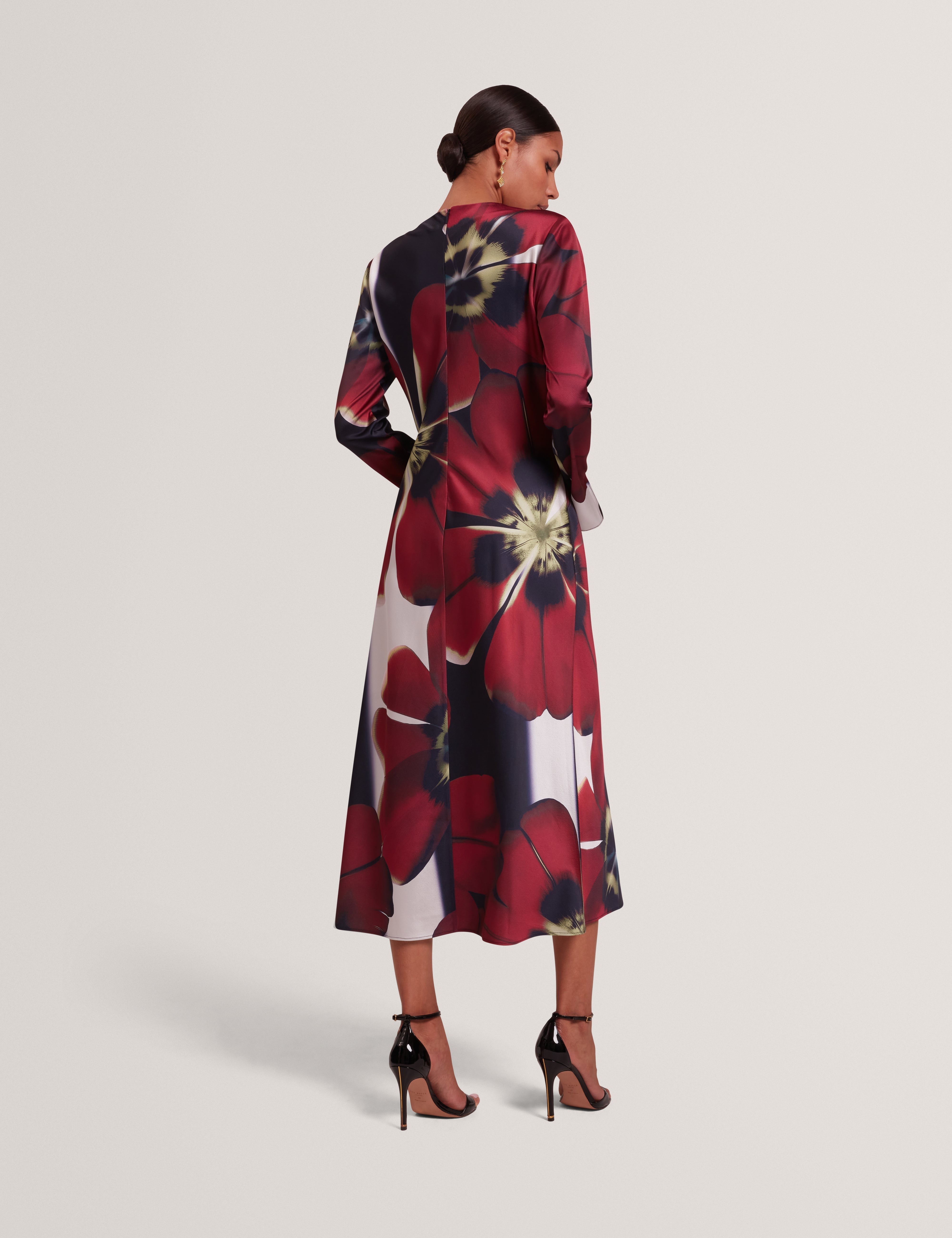 Neerah Printed Long Sleeve Midi Dress Navy