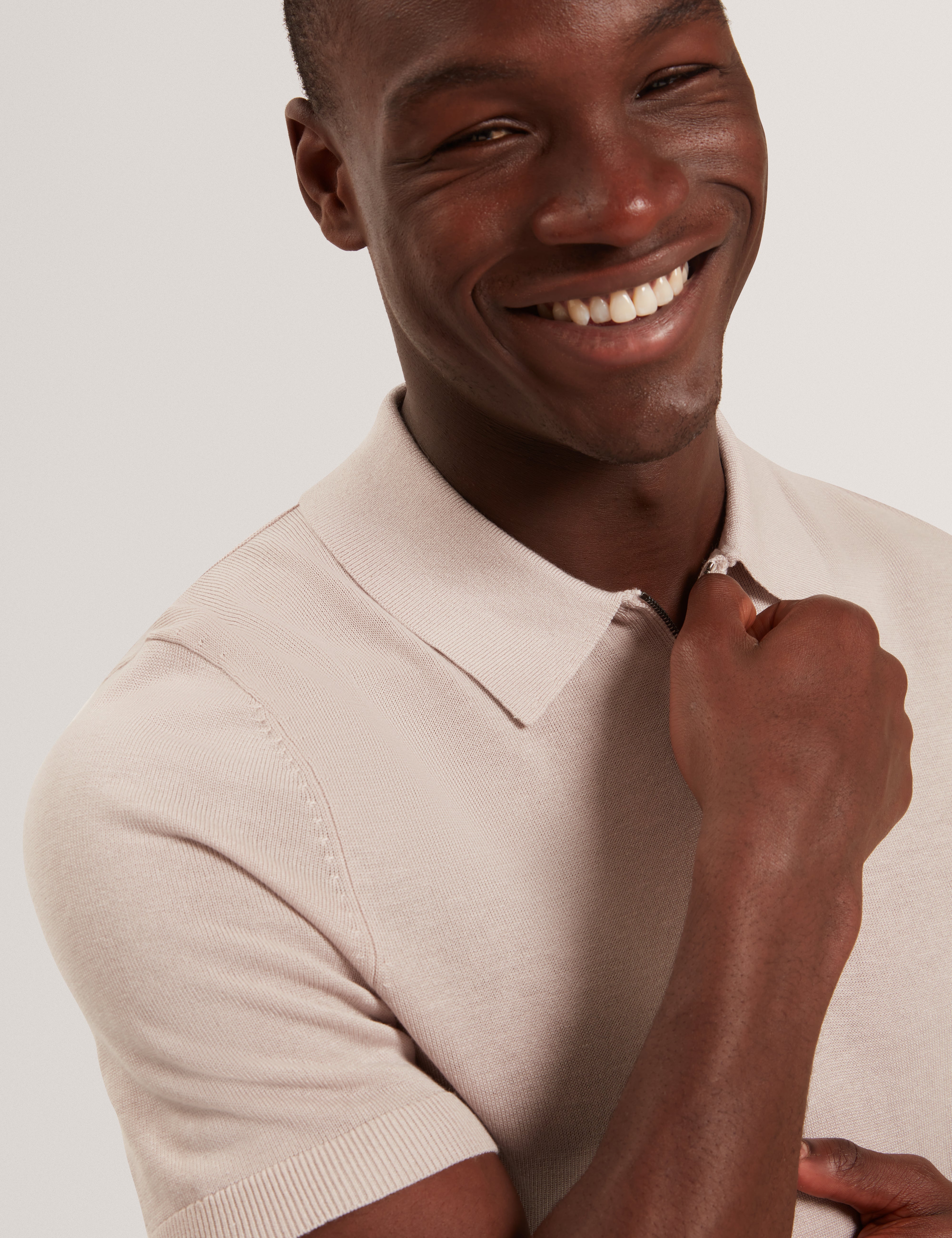 Givrans Short Sleeve Silk Blend Zip Polo Ecru