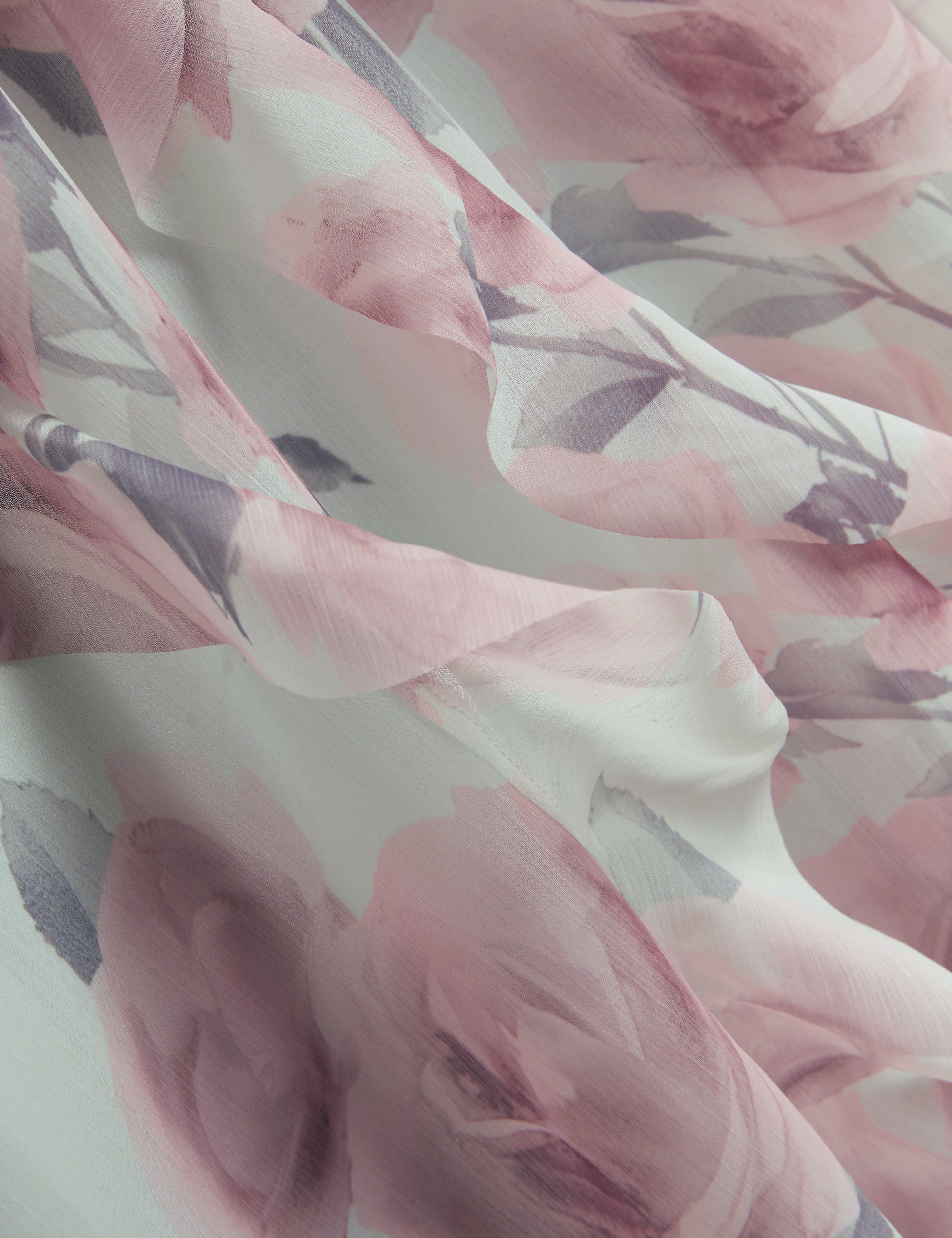 فستان ميدي طويل الأكمام من لاتيا بتصميم طبقات متدلية وكسور، أخضر بلاس.