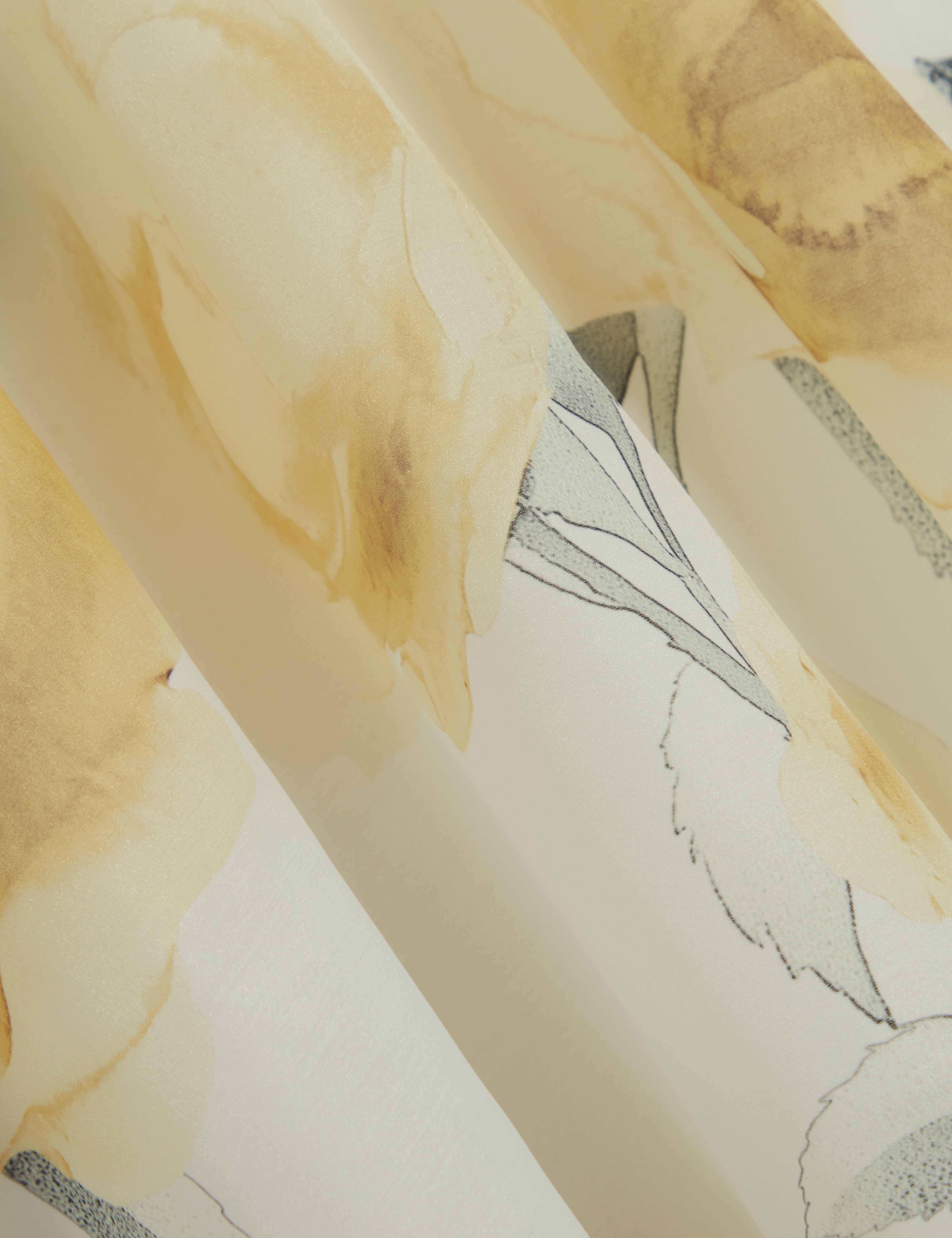 فستان أليلا ميدي مع تنورة من الأورجانزا مطبوعة باللون العاجي