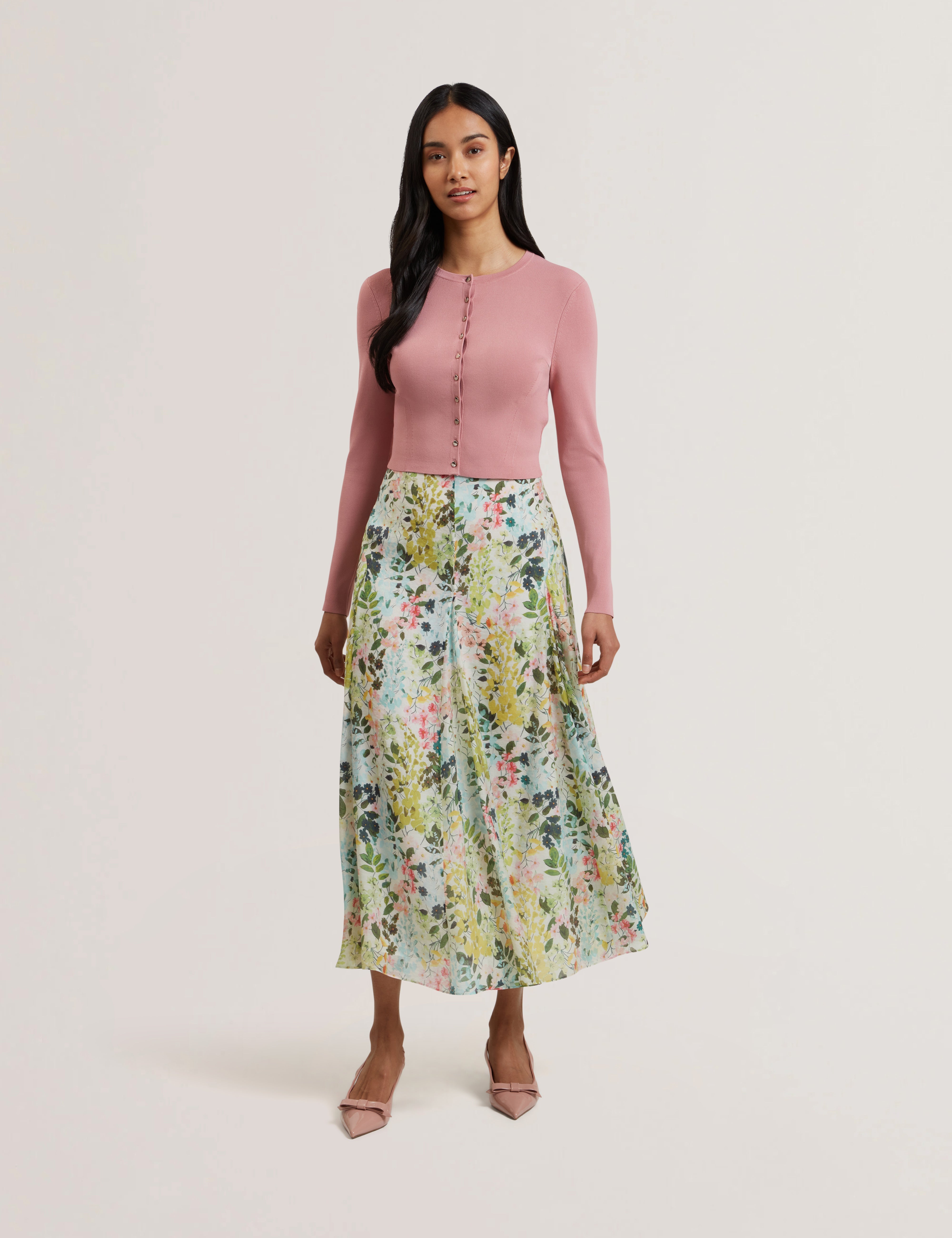 Emoriyy Cropped Long Sleeve Knit Cardigan Mid-Pink