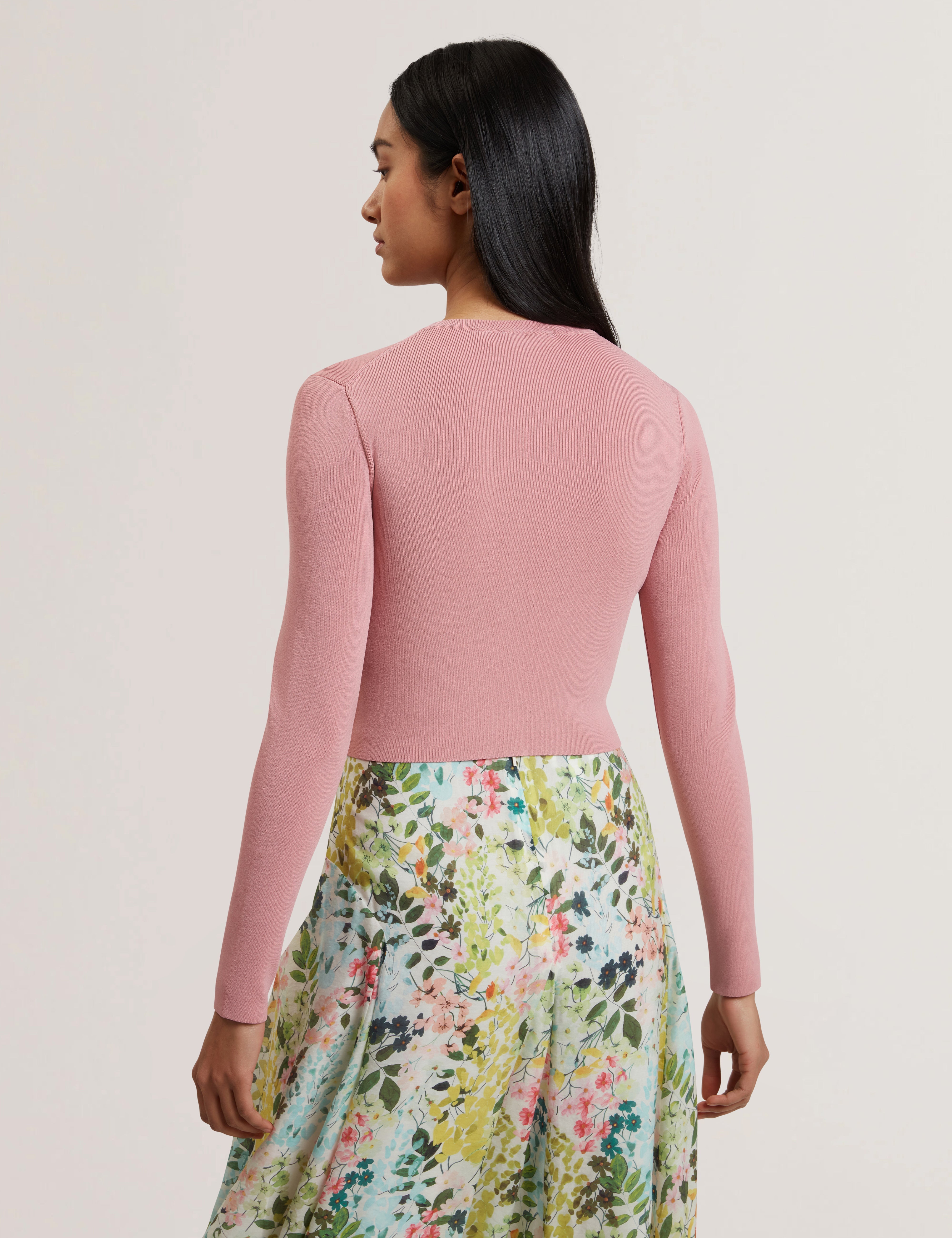 Emoriyy Cropped Long Sleeve Knit Cardigan Mid-Pink