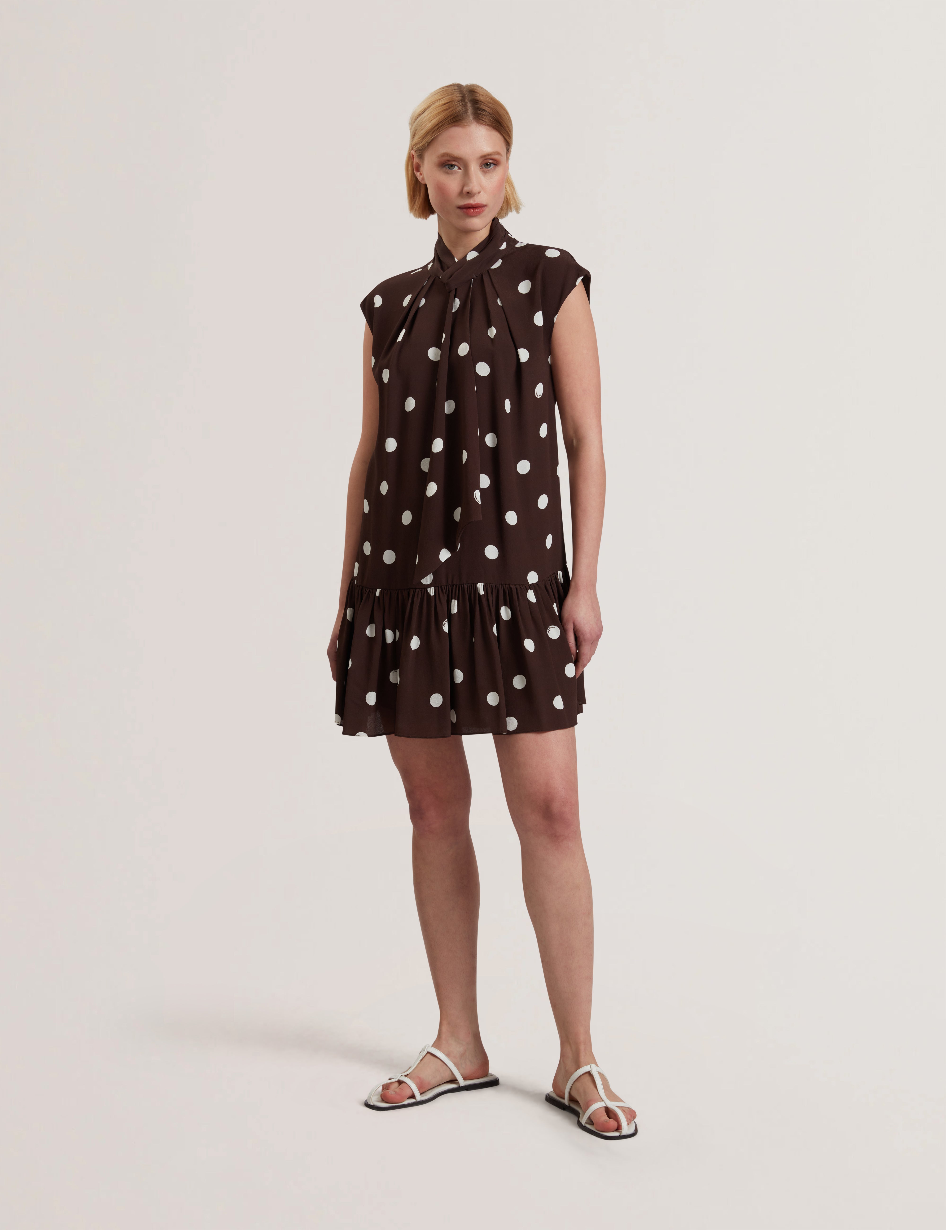 Jutuva Scarf Detail Sleeveless Mini Dress Dk-Brown