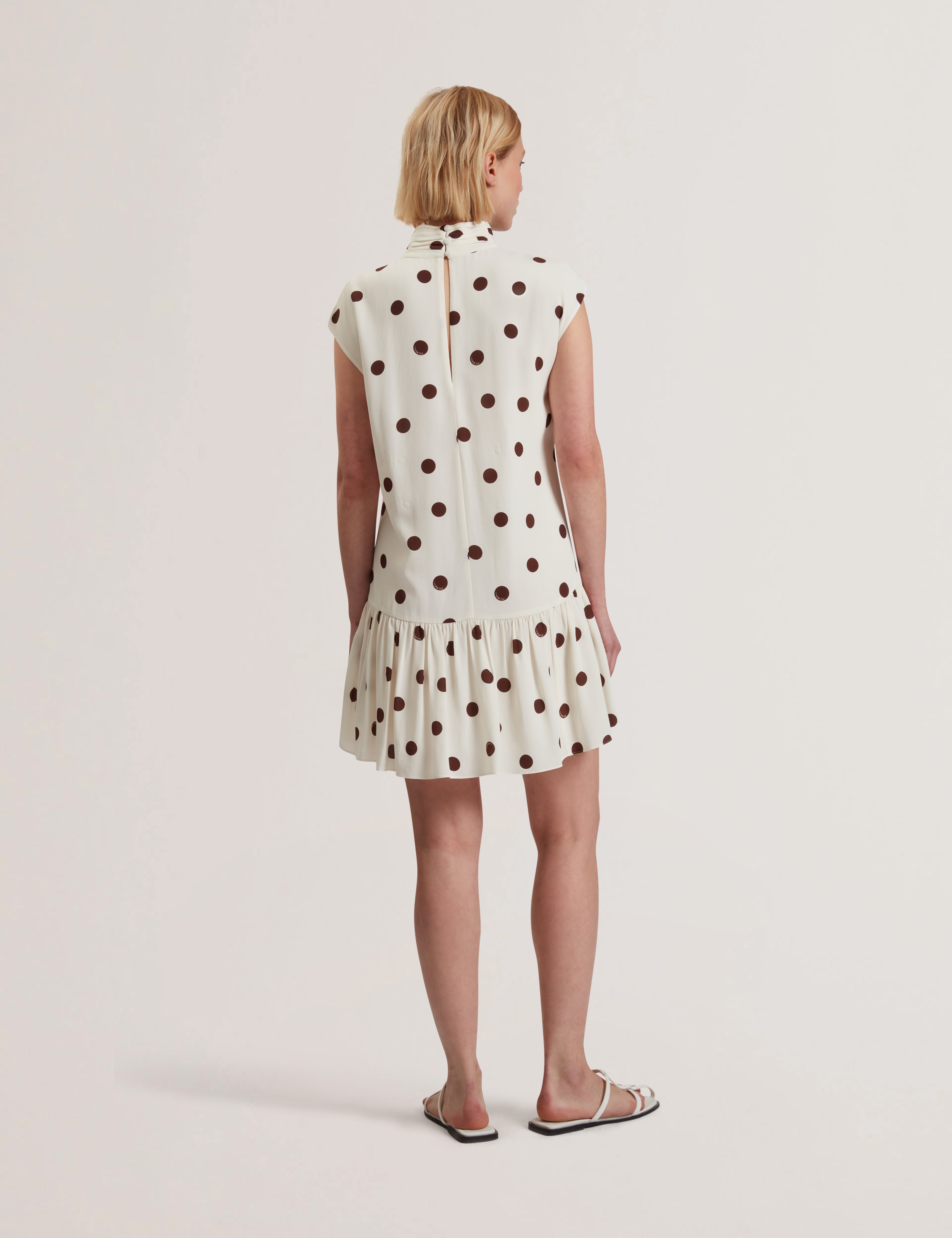 Jutuva Scarf Detail Sleeveless Mini Dress Ivory