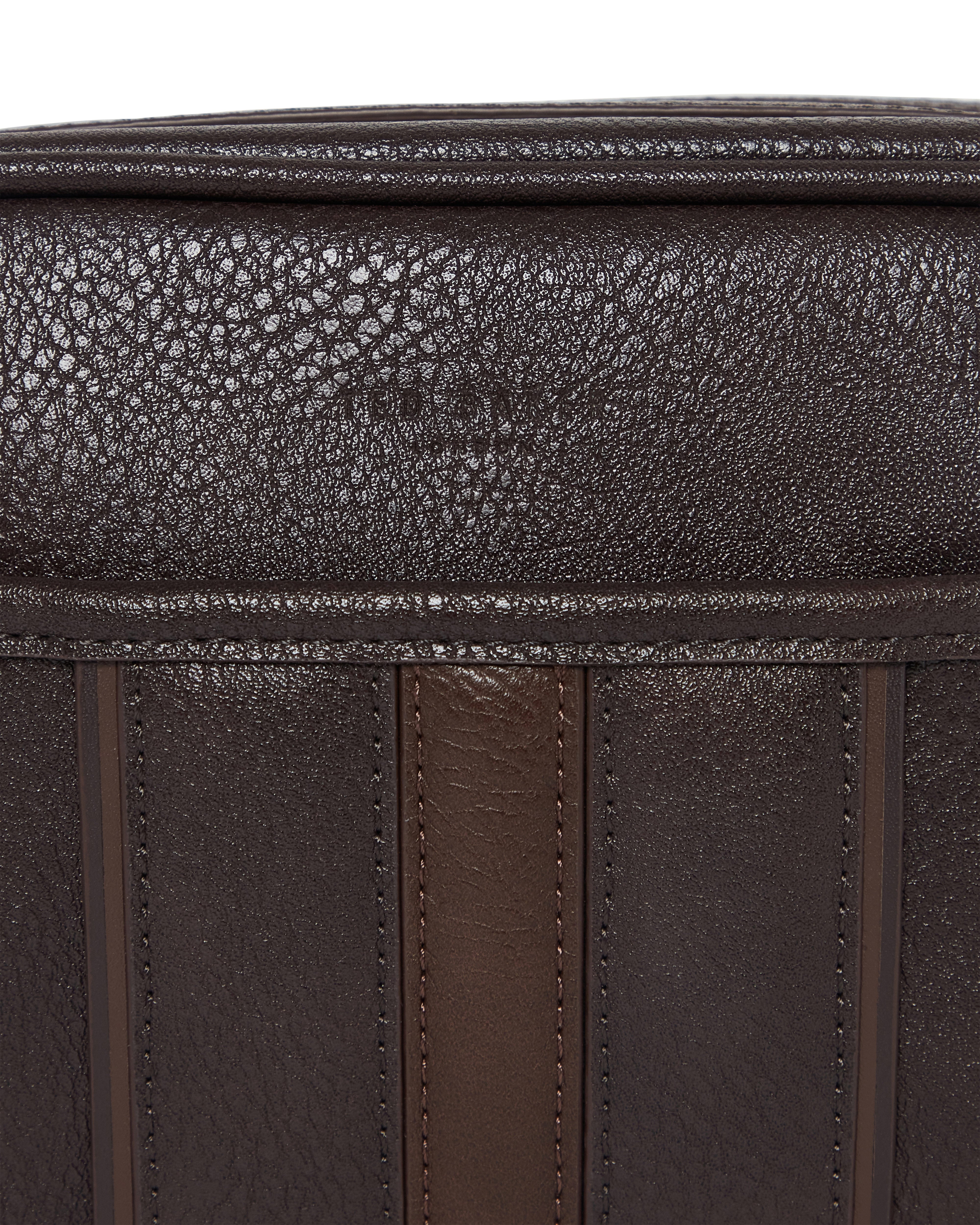 Keilab Stripe Pu Washbag Brn-Choc