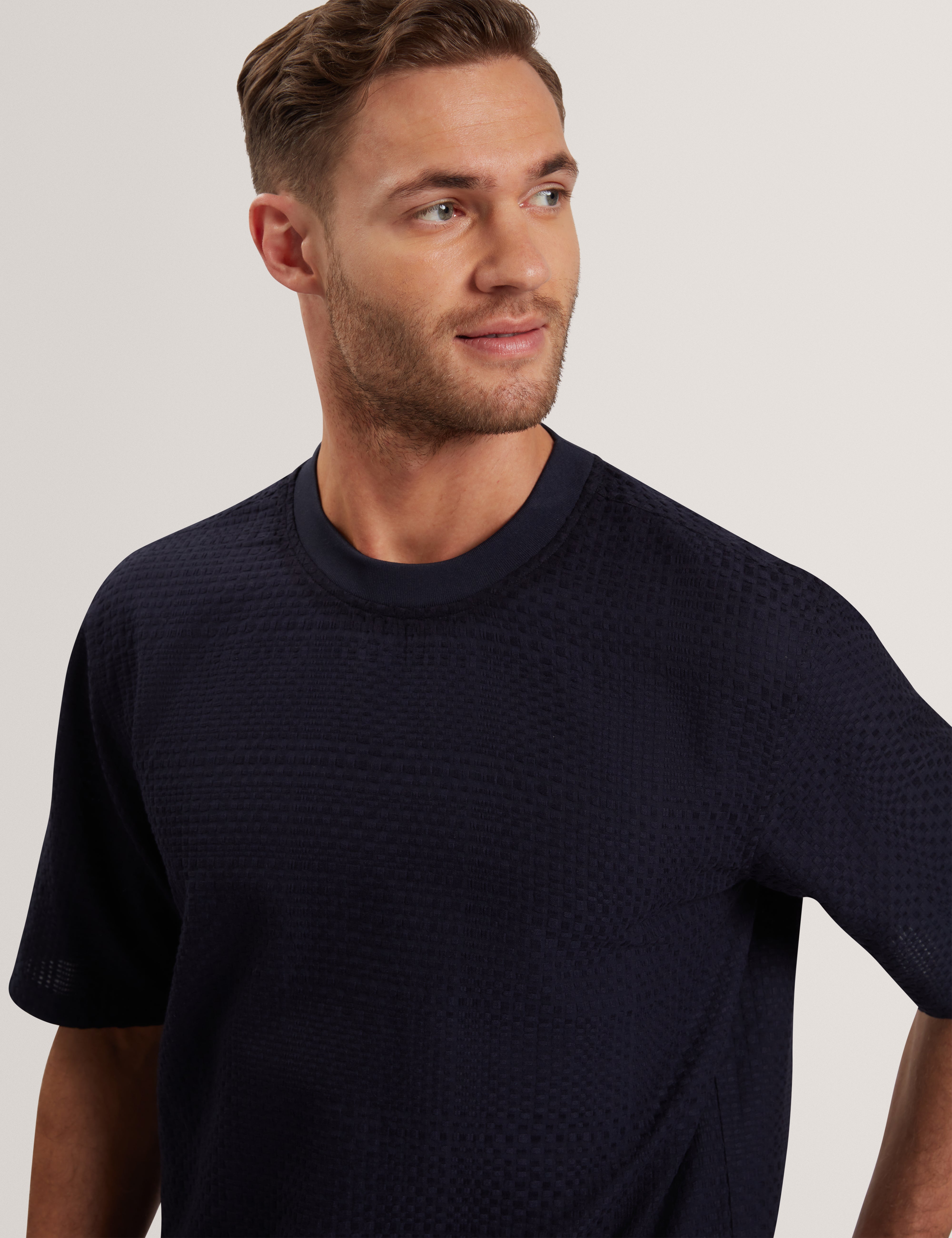 Kylars Short Sleeve Basket-Weave T-Shirt Navy