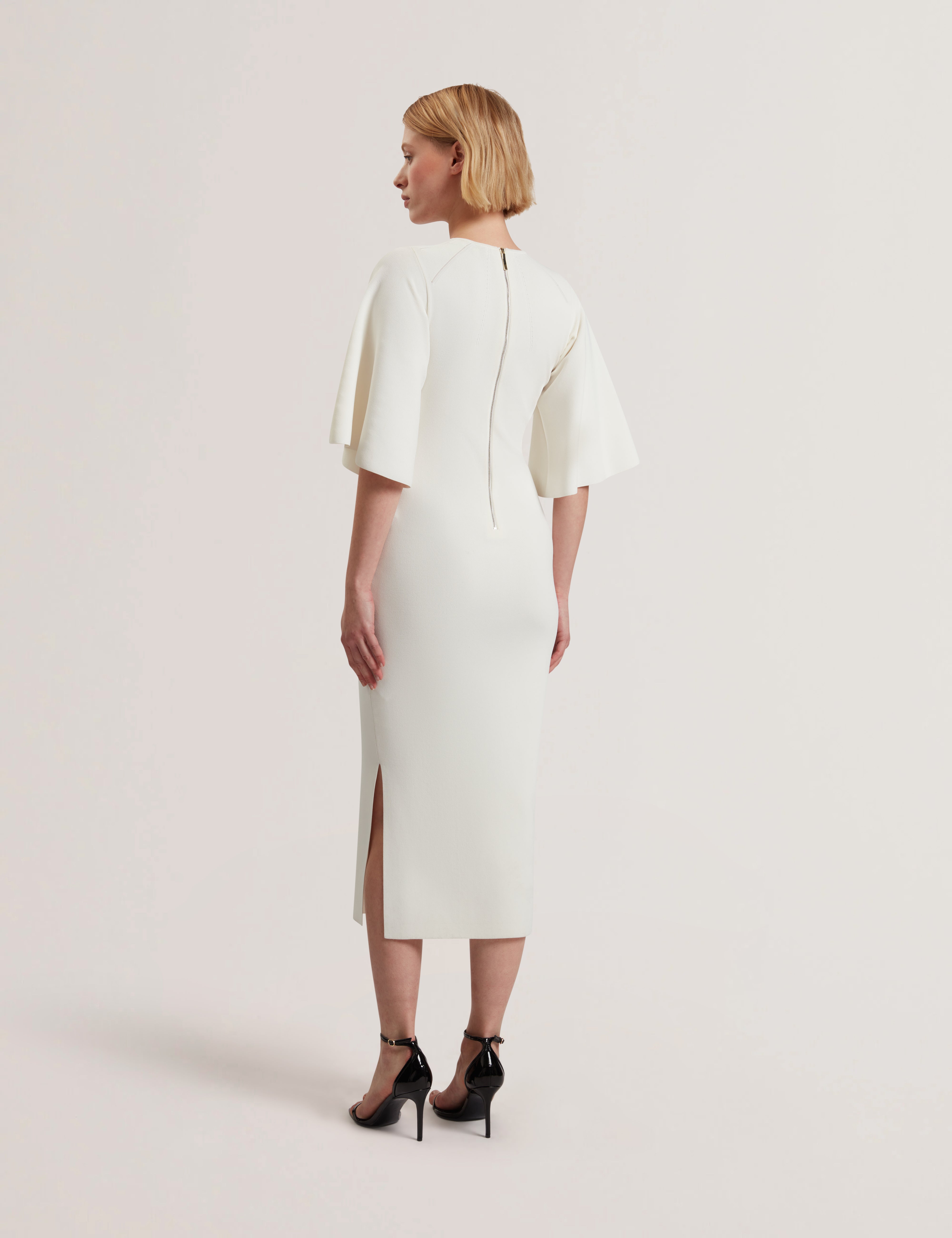 Lounia Fluted Sleeve Knitted Bodycon Midi Dres Ivory