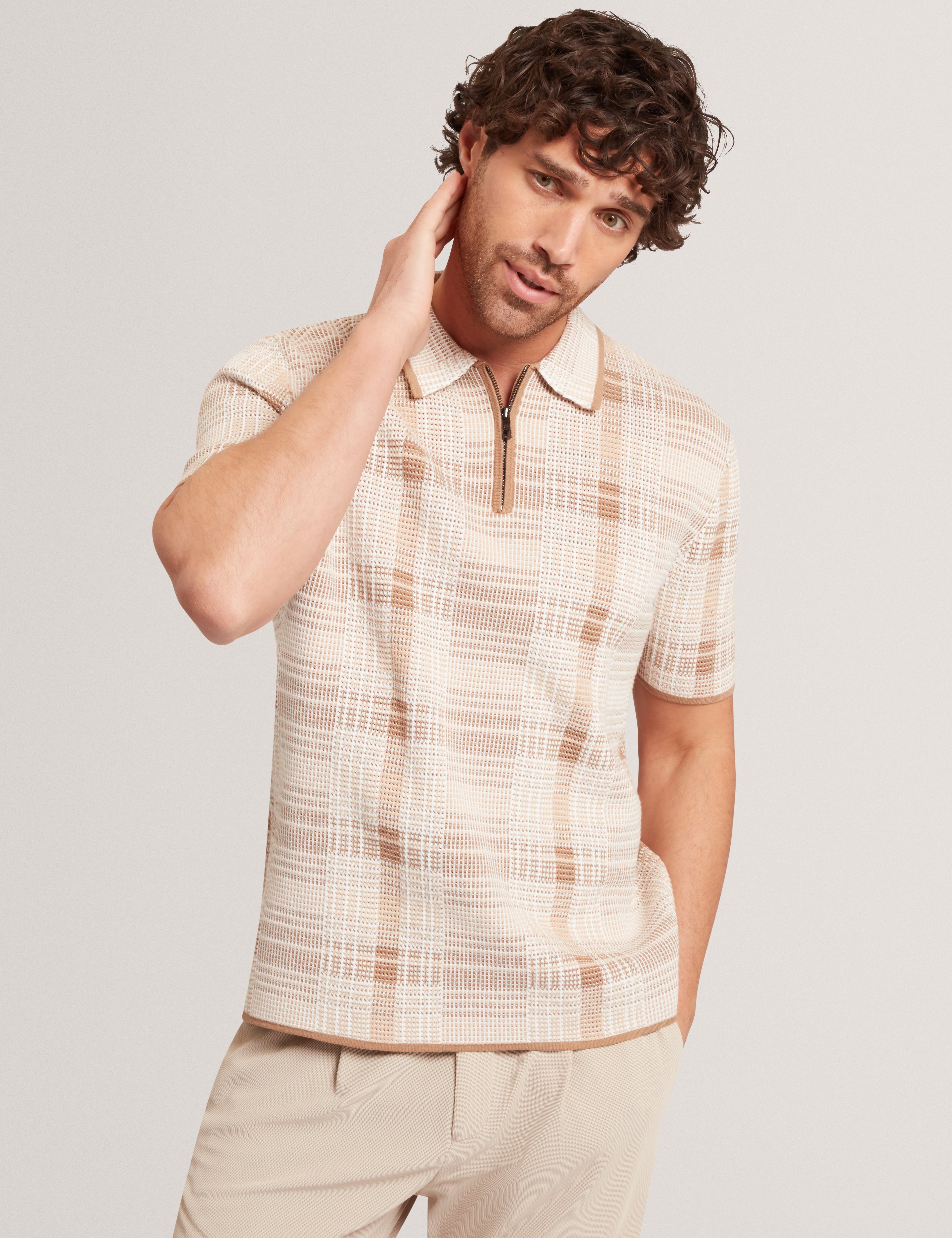 TAUPE