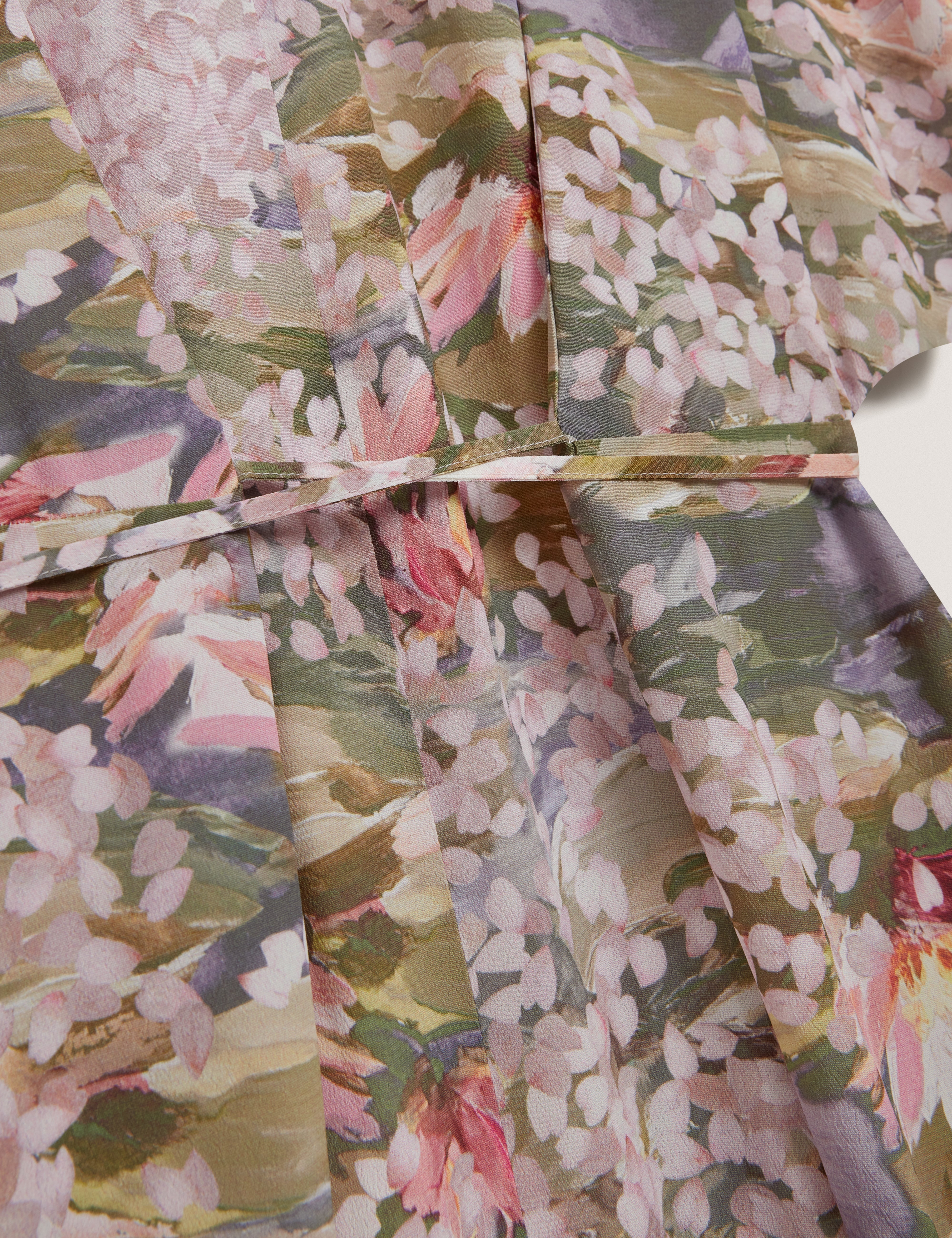 فستان زارلاه ميدي وردي اللون مزين بربطة عنق مطبوعة