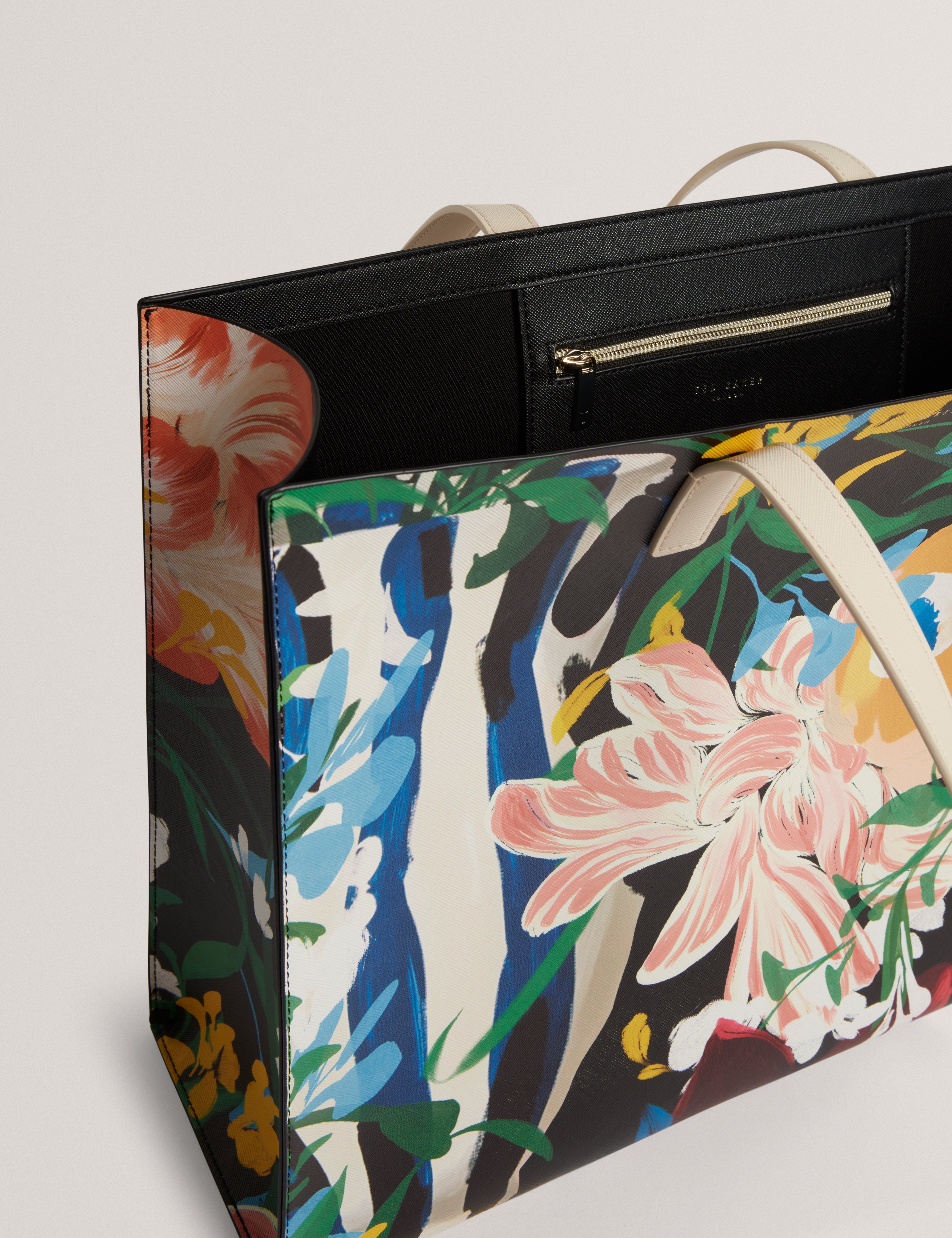 Bouicon Floral Bouquet Printed Extra Large Icon Multicol