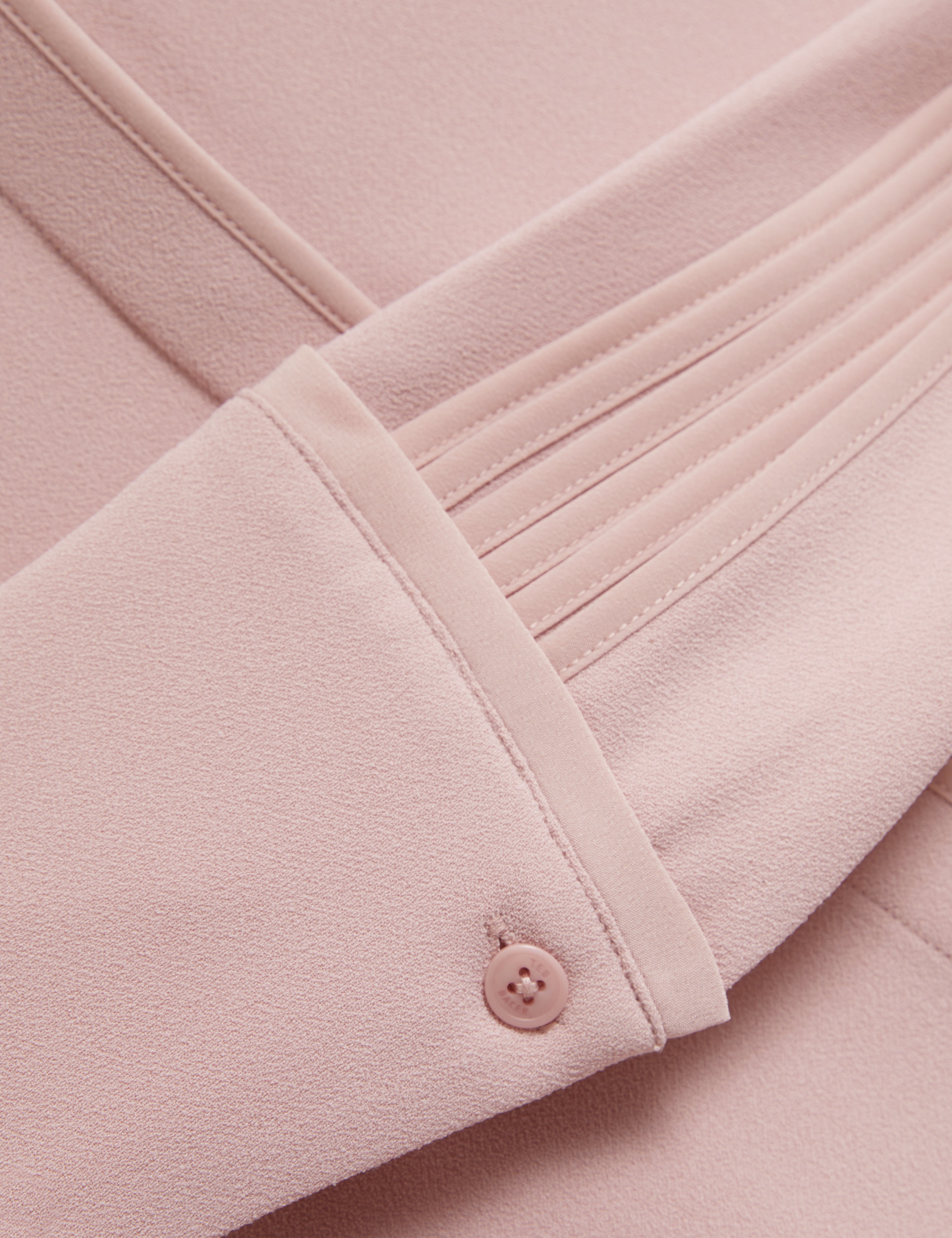 قميص ميريتي بأكمام طويلة مزين بحواف أنيقة - لون وردي داكن