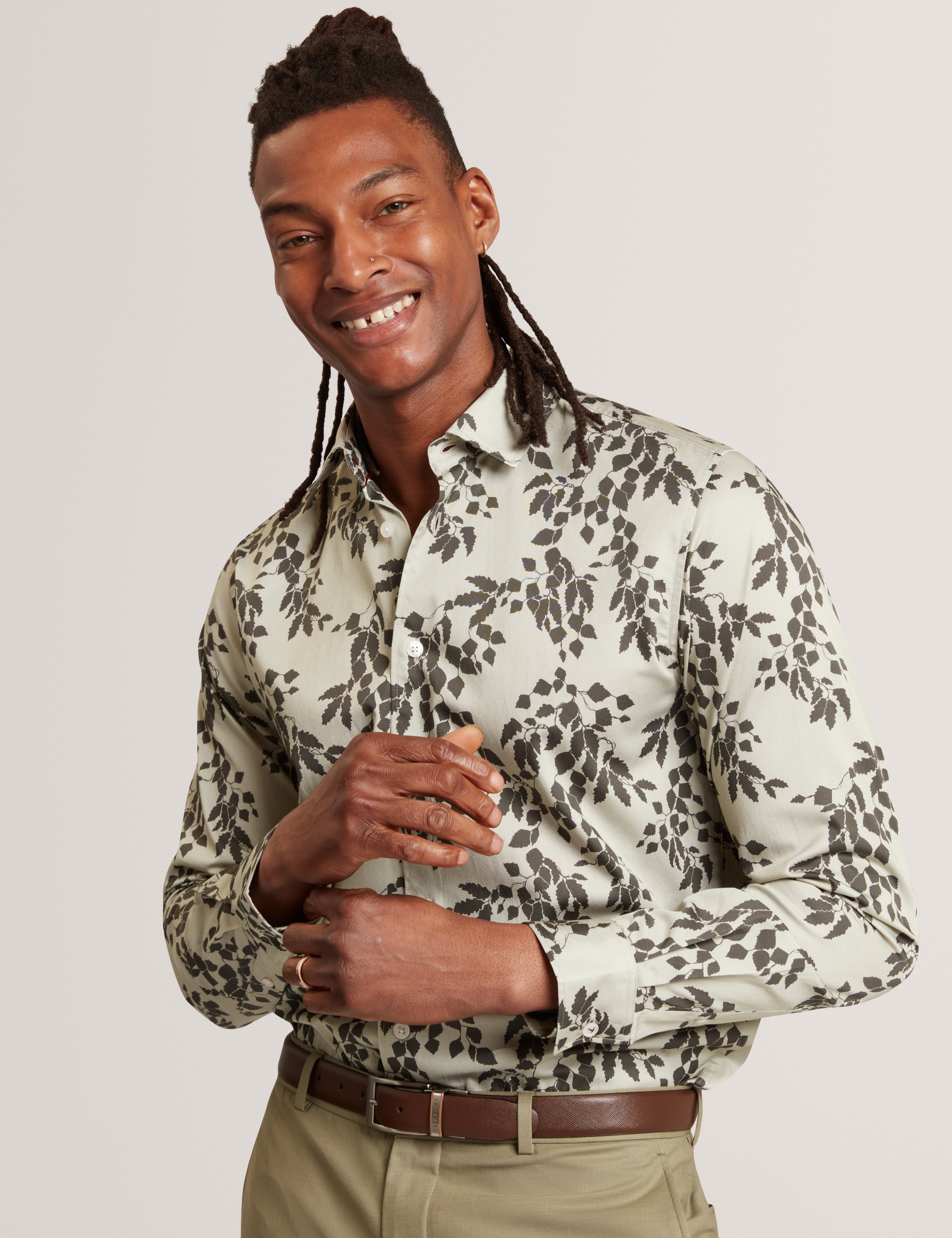 Dornan Long Sleeve Regular Shadow Leaf Print Lt-Green