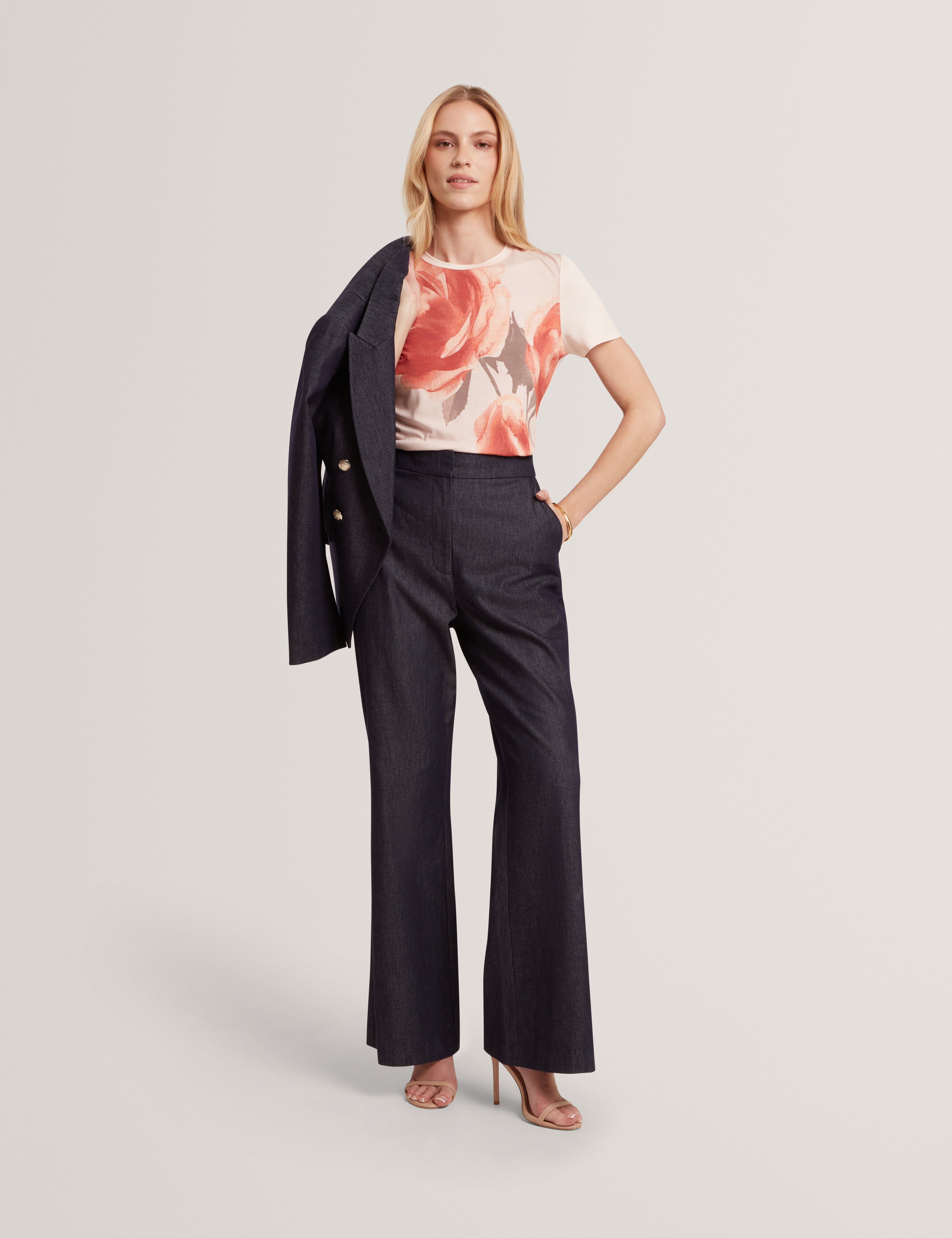 Bindii Floral Printed Fitted Tee Coral