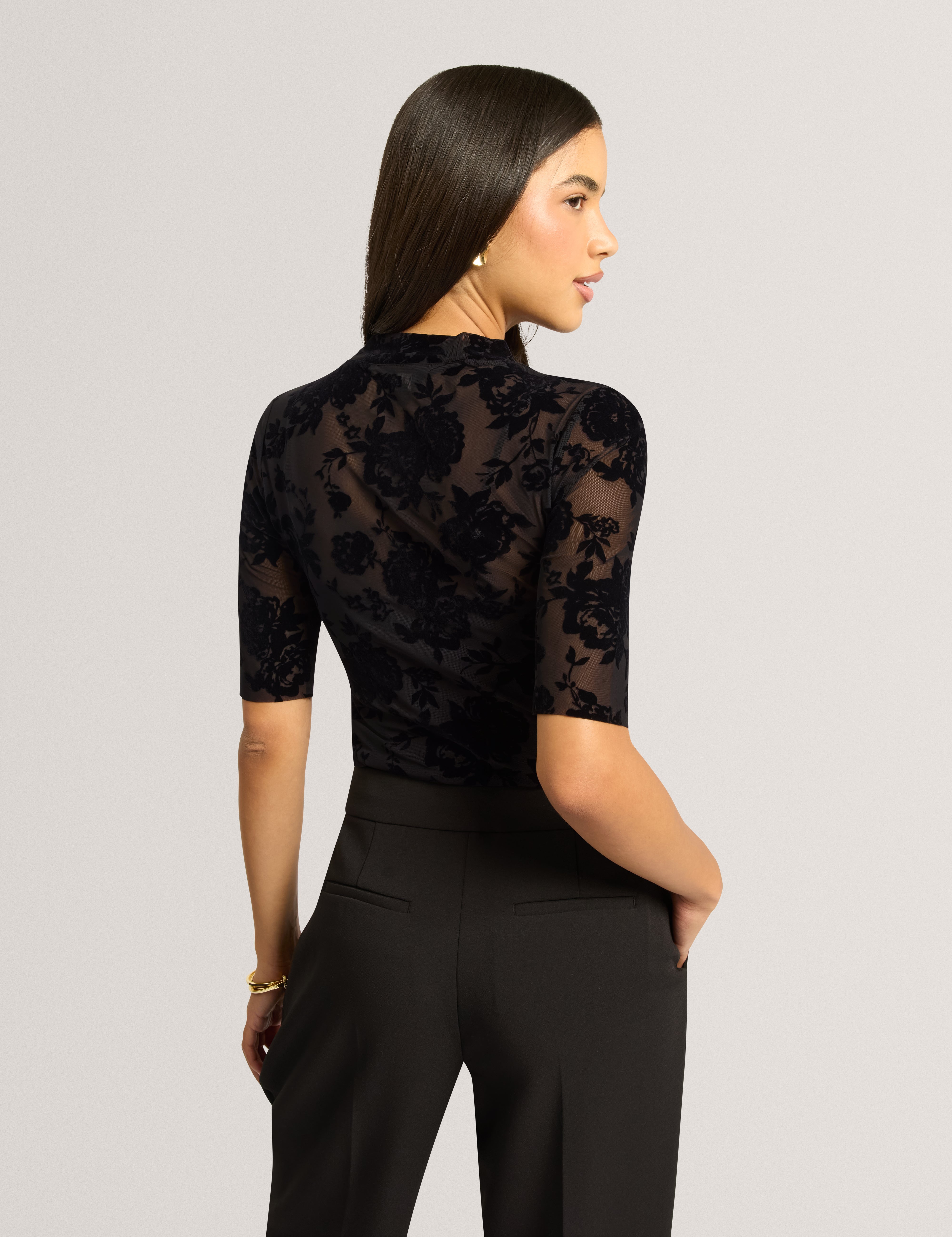 Aurlyne Devore Short Sleeve T-Shirt Black