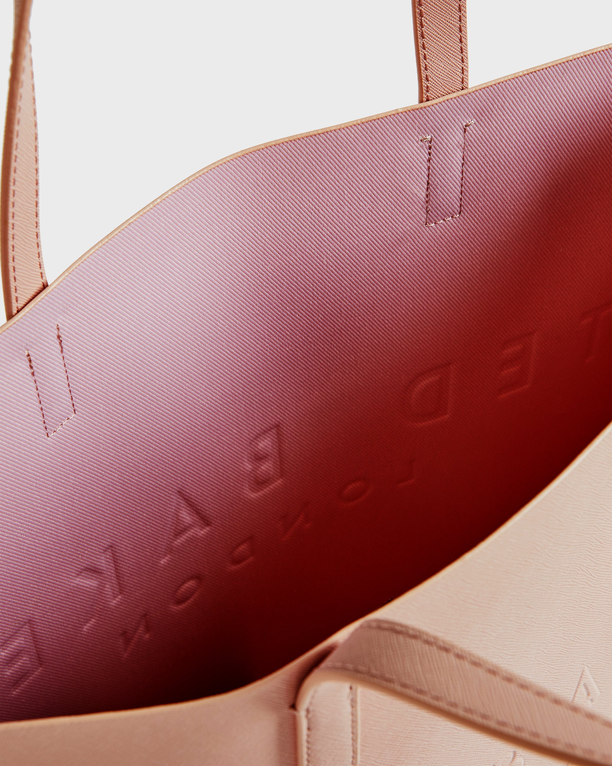 Sukicon Crosshatch East West Icon Bag Pink