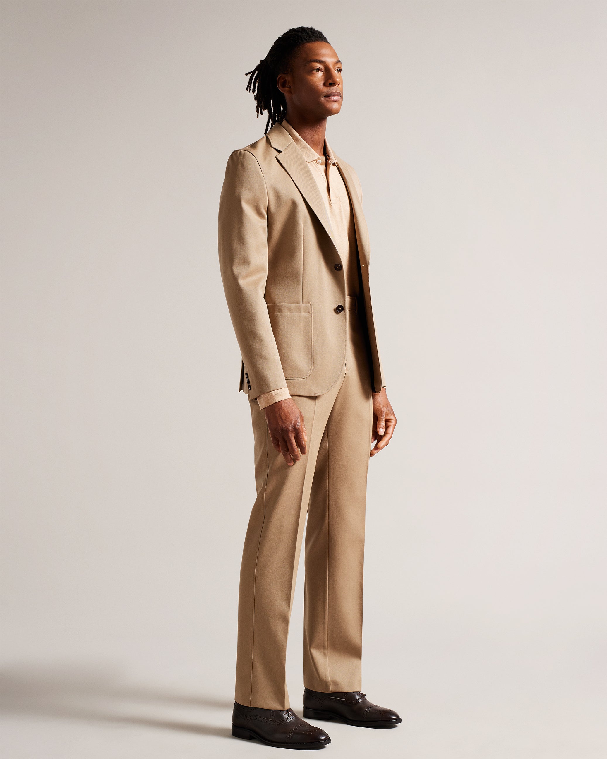 حذاء أرنيي الرسمي المصنوع من الجلد بأصابع القدم باللون البني