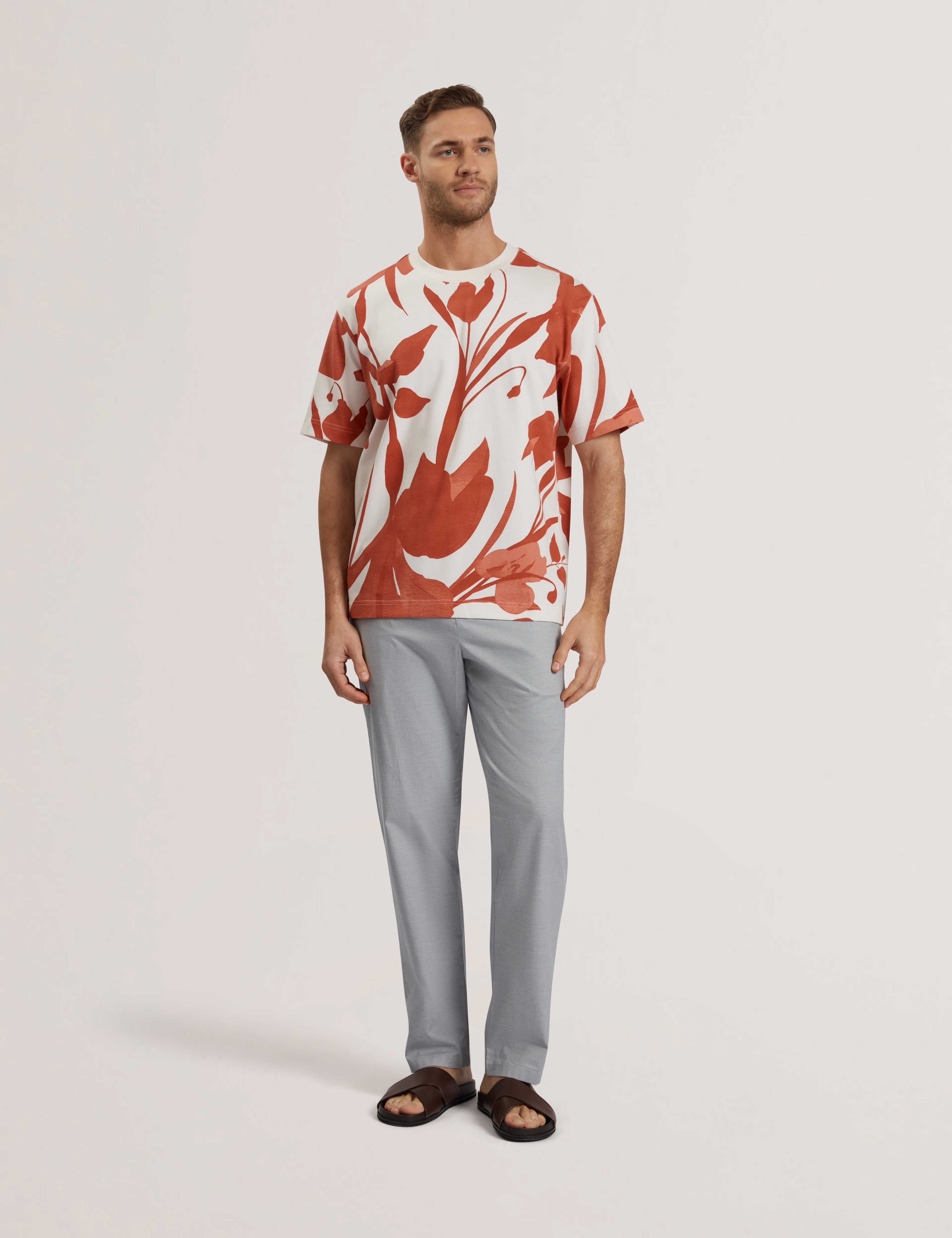 Yiannos Short Sleeve Knitted Floral T-Shirt Red